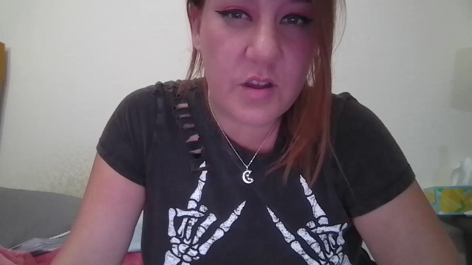 Gallery image thumbnail from Kenzie_leigh's myfreecams stream on, 10/03/2025, 19:04 image 19 of 20