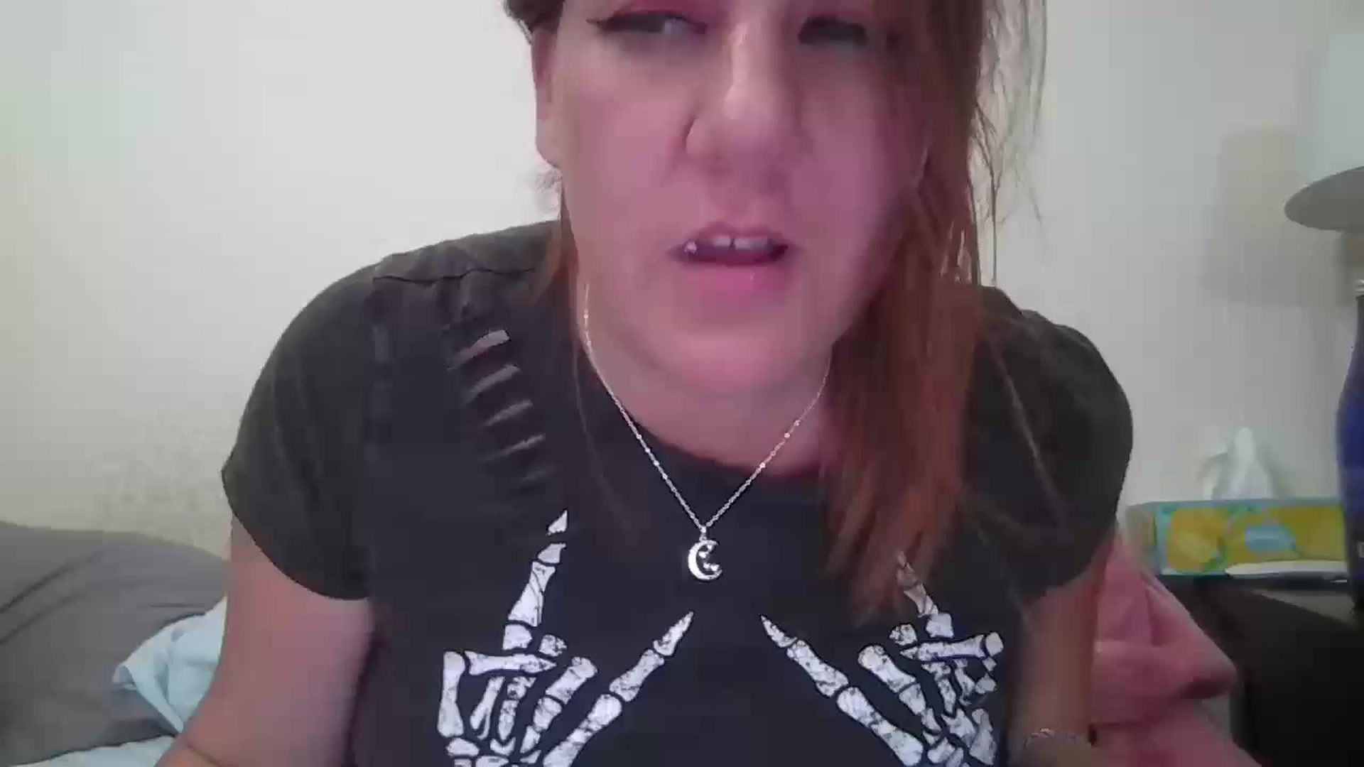 Gallery image thumbnail from Kenzie_leigh's myfreecams stream on, 10/03/2025, 21:25 image 18 of 20