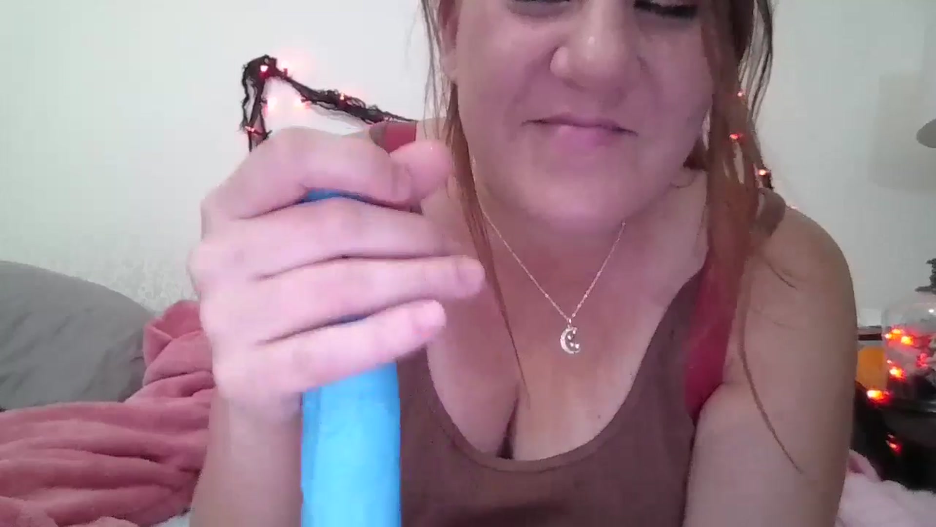 Gallery image thumbnail from Kenzie_leigh's myfreecams stream on, 10/08/2025, 21:34 image 5 of 20