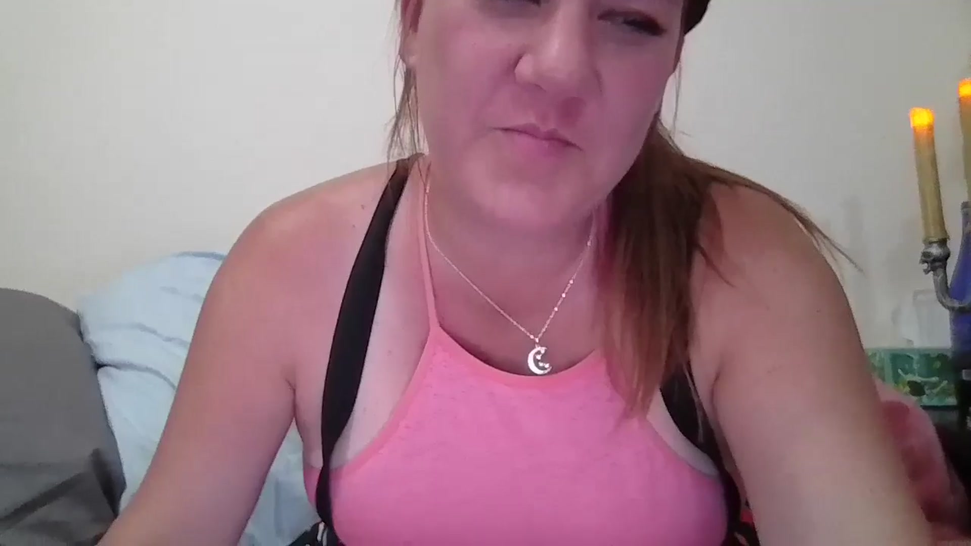 Gallery image thumbnail from Kenzie_leigh's myfreecams stream on, 10/13/2025, 19:00 image 7 of 20