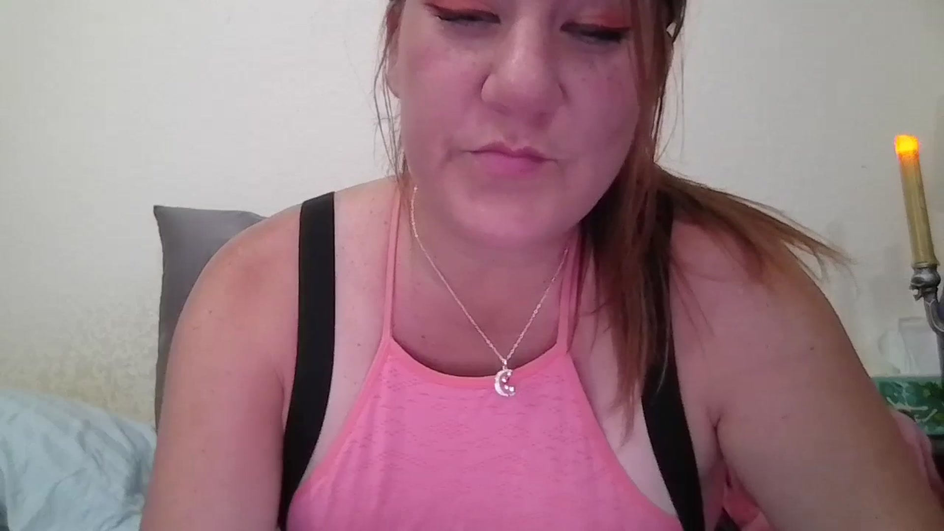 Gallery image thumbnail from Kenzie_leigh's myfreecams stream on, 10/13/2025, 19:00 image 3 of 20
