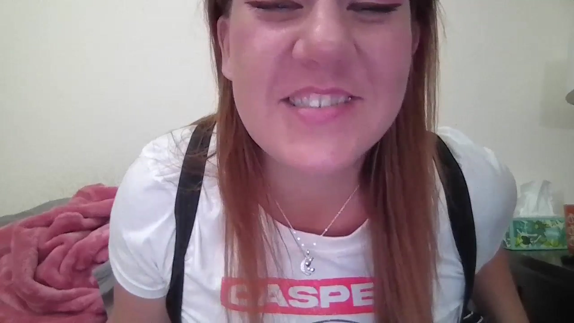 Gallery image thumbnail from Kenzie_leigh's myfreecams stream on, 10/16/2025, 19:08 image 10 of 20