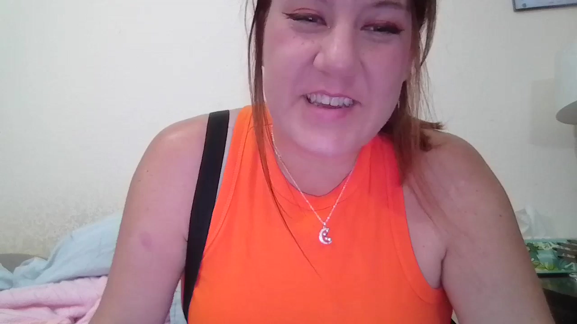 Gallery image thumbnail from Kenzie_leigh's myfreecams stream on, 10/23/2025, 17:21 image 12 of 20