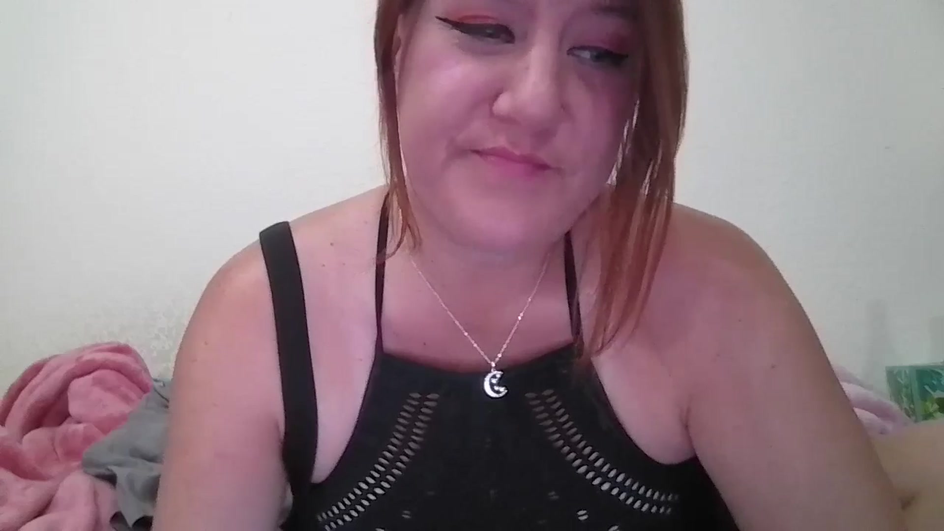 Gallery image thumbnail from Kenzie_leigh's myfreecams stream on, 11/10/2025, 17:59 image 7 of 20