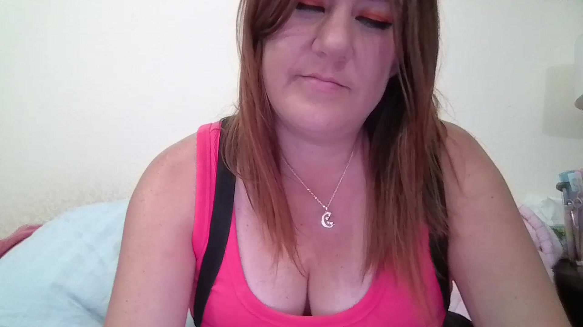 Gallery image thumbnail from Kenzie_leigh's myfreecams stream on, 11/11/2025, 19:47 image 7 of 20