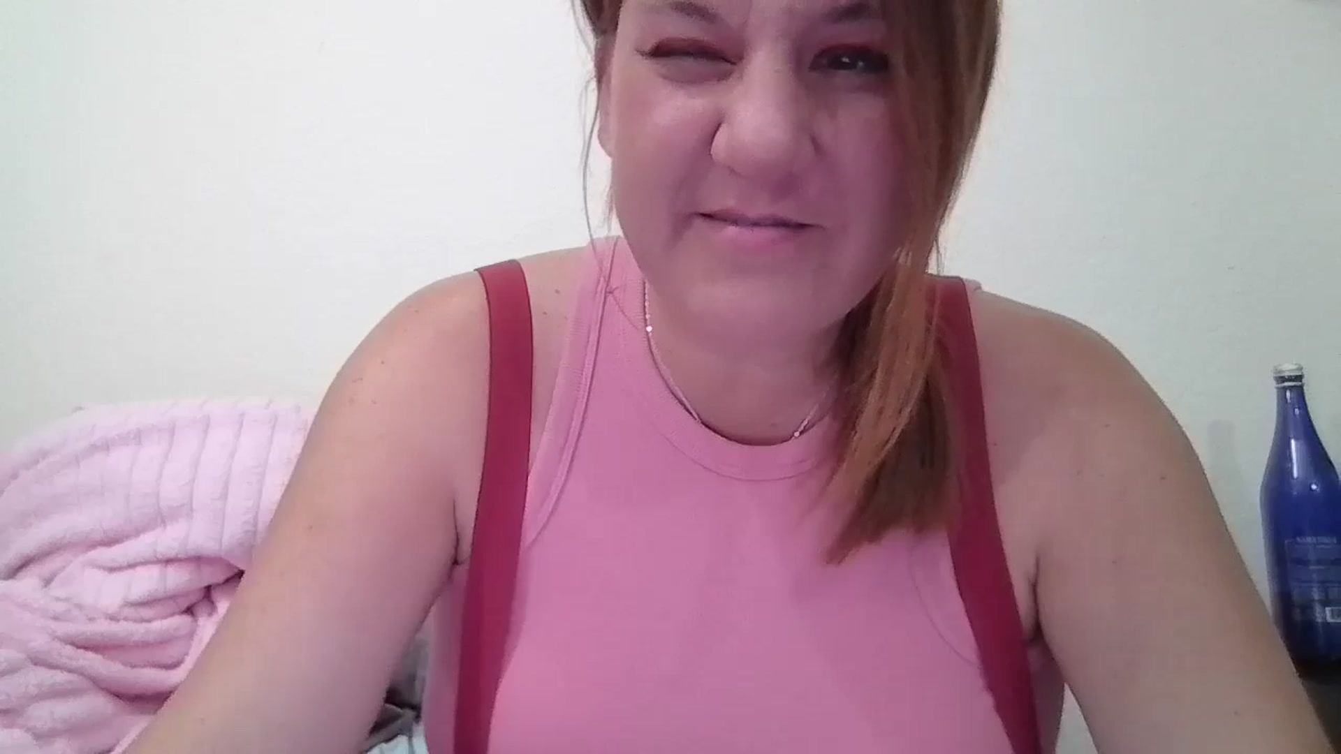 Gallery image thumbnail from Kenzie_leigh's myfreecams stream on, 11/26/2025, 19:20 image 4 of 20