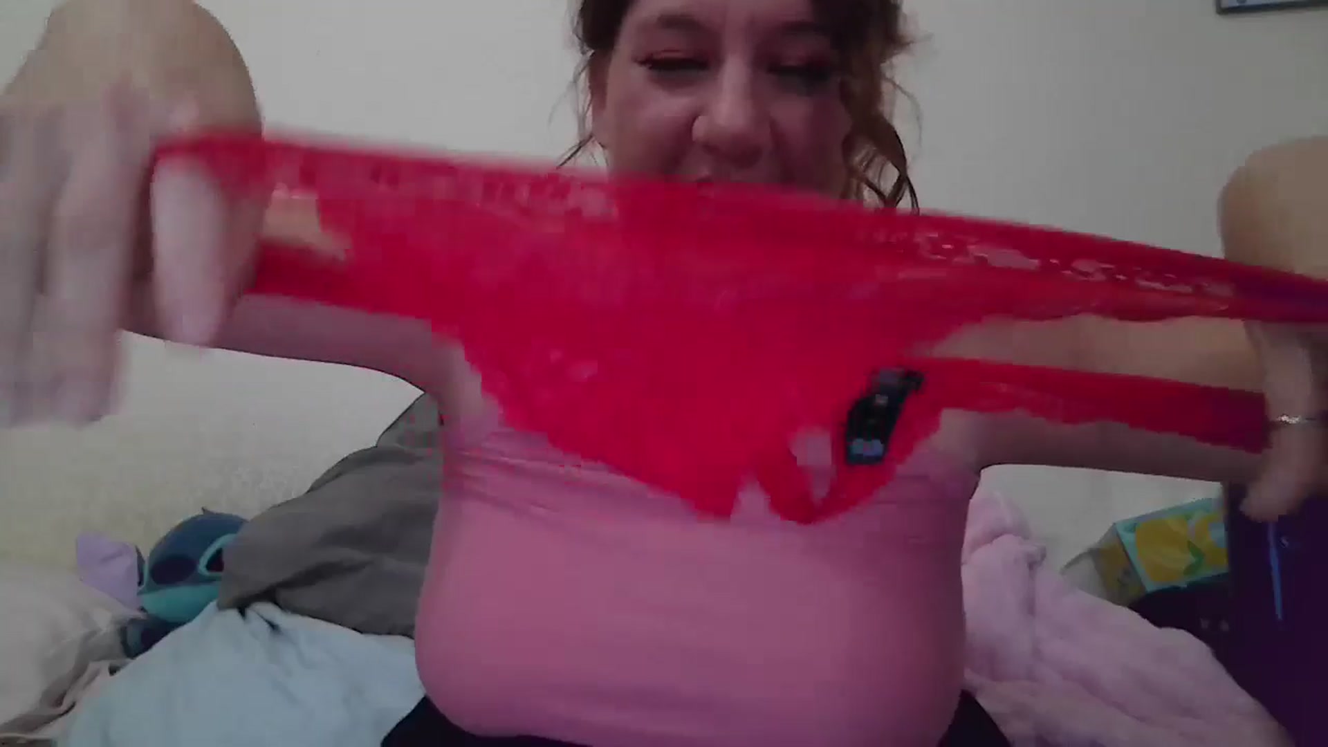 Gallery image thumbnail from Kenzie_leigh's myfreecams stream on, 12/09/2025, 20:46 image 17 of 20