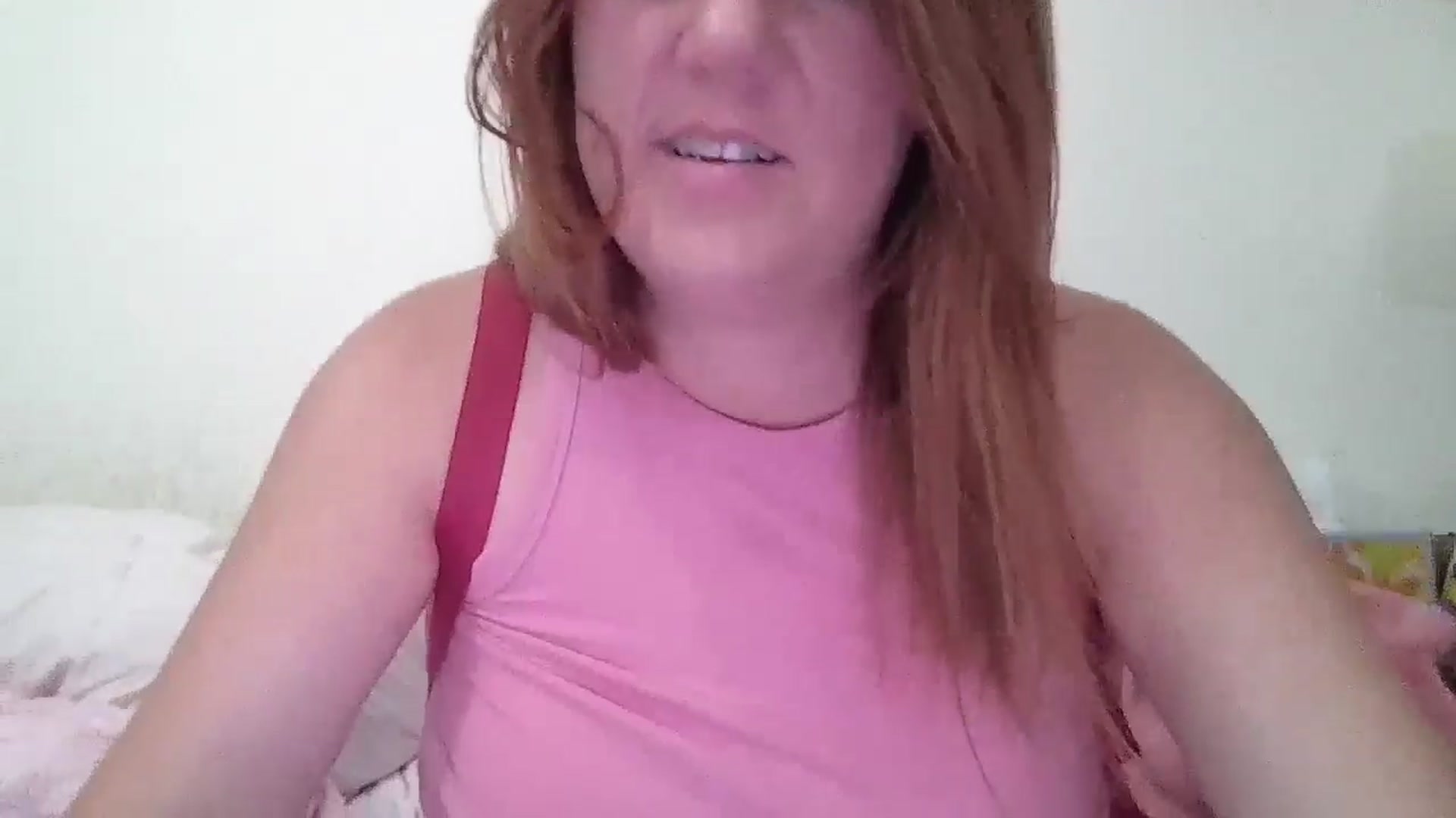 Gallery image thumbnail from Kenzie_leigh's myfreecams stream on, 12/15/2025, 20:04 image 16 of 20