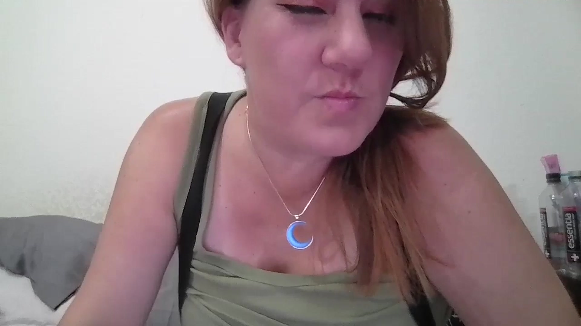 Gallery image thumbnail from Kenzie_leigh's myfreecams stream on, 12/26/2025, 17:57 image 12 of 20
