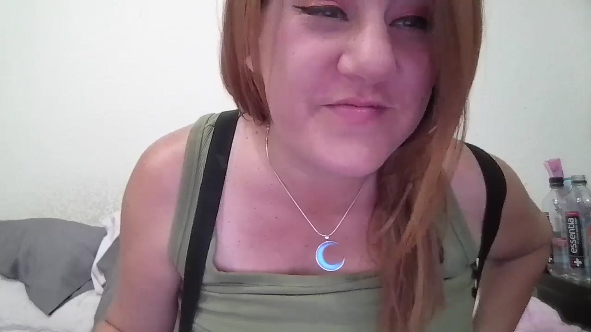 Gallery image thumbnail from Kenzie_leigh's myfreecams stream on, 12/26/2025, 17:57 image 14 of 20