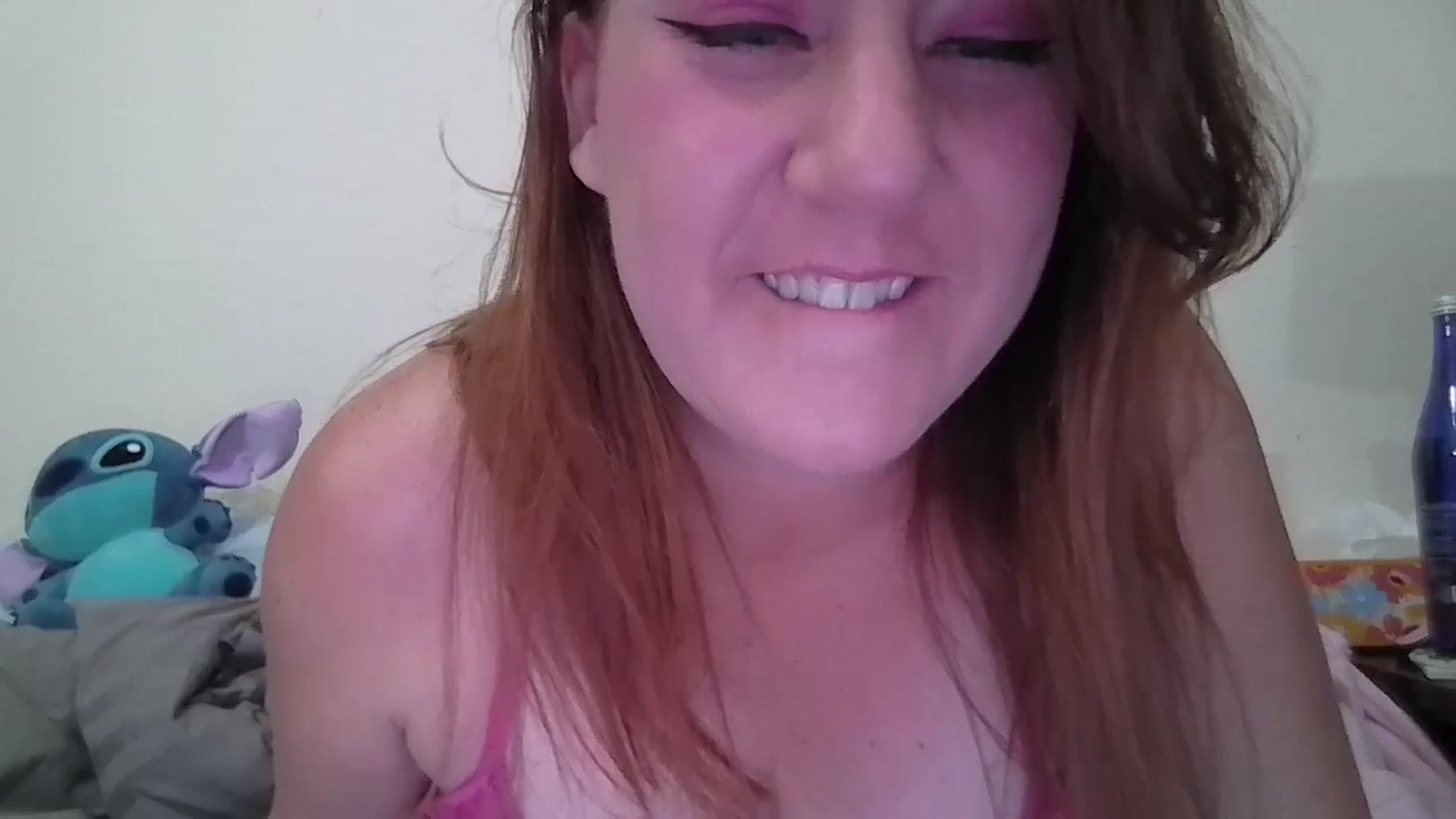 Gallery image thumbnail from Kenzie_leigh's myfreecams stream on, 01/05/2026, 20:25 image 3 of 20