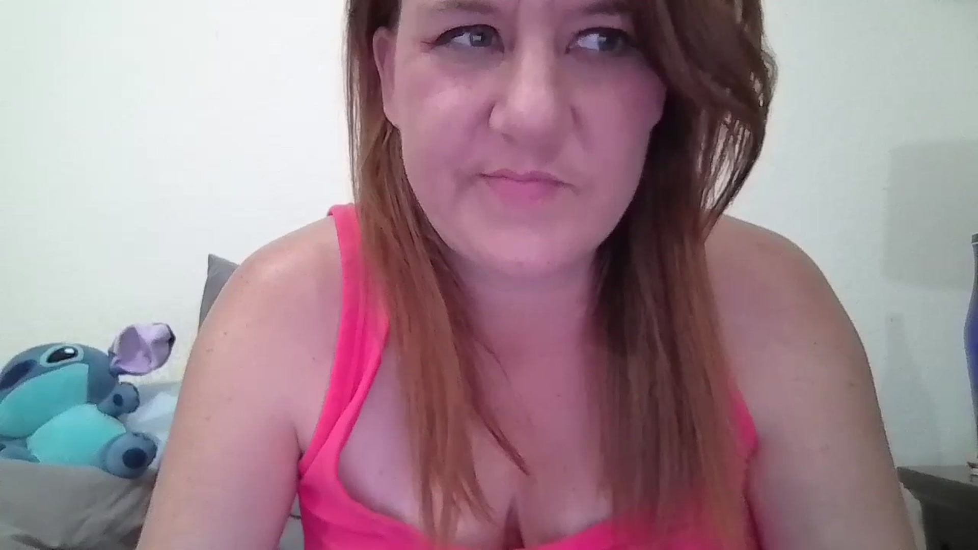 Gallery image thumbnail from Kenzie_leigh's myfreecams stream on, 01/06/2026, 21:28 image 2 of 20