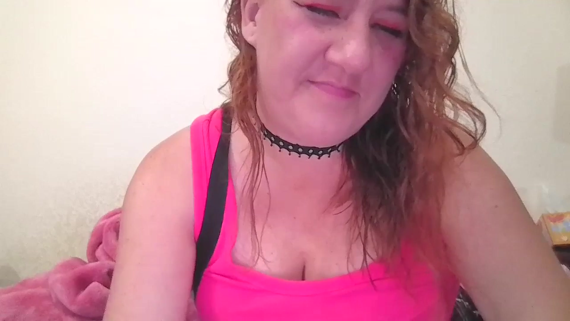 Gallery image thumbnail from Kenzie_leigh's myfreecams stream on, 01/14/2026, 20:38 image 7 of 20