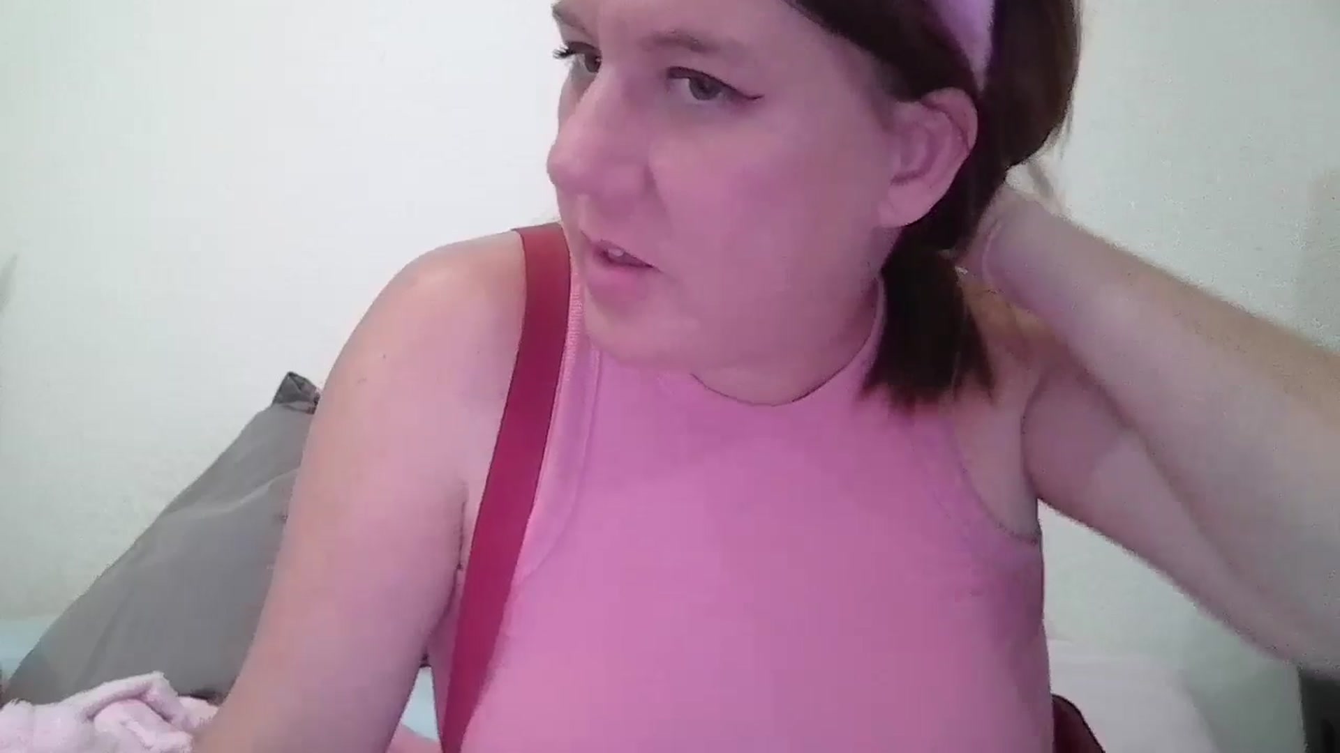 Gallery image thumbnail from Kenzie_leigh's myfreecams stream on, 01/18/2026, 19:59 image 12 of 20