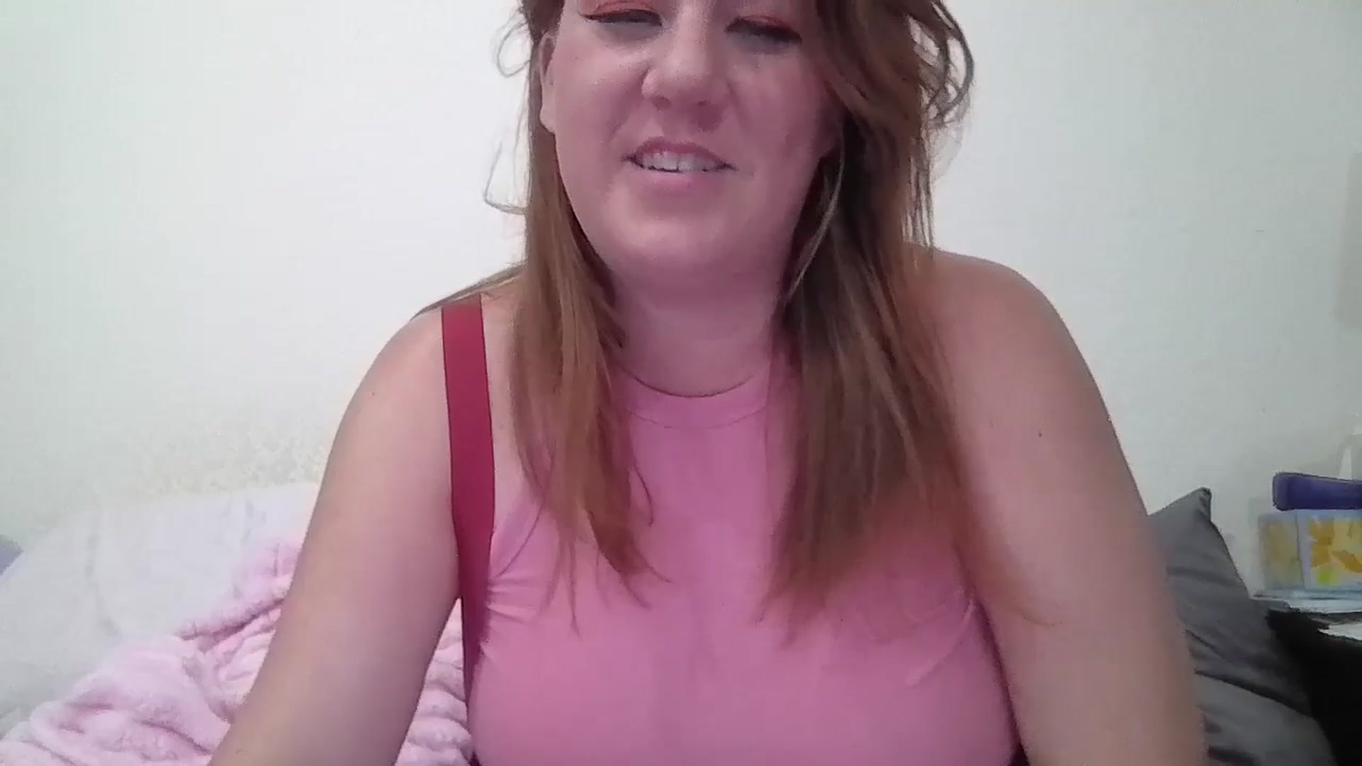 Gallery image thumbnail from Kenzie_leigh's myfreecams stream on, 01/25/2026, 21:11 image 8 of 20