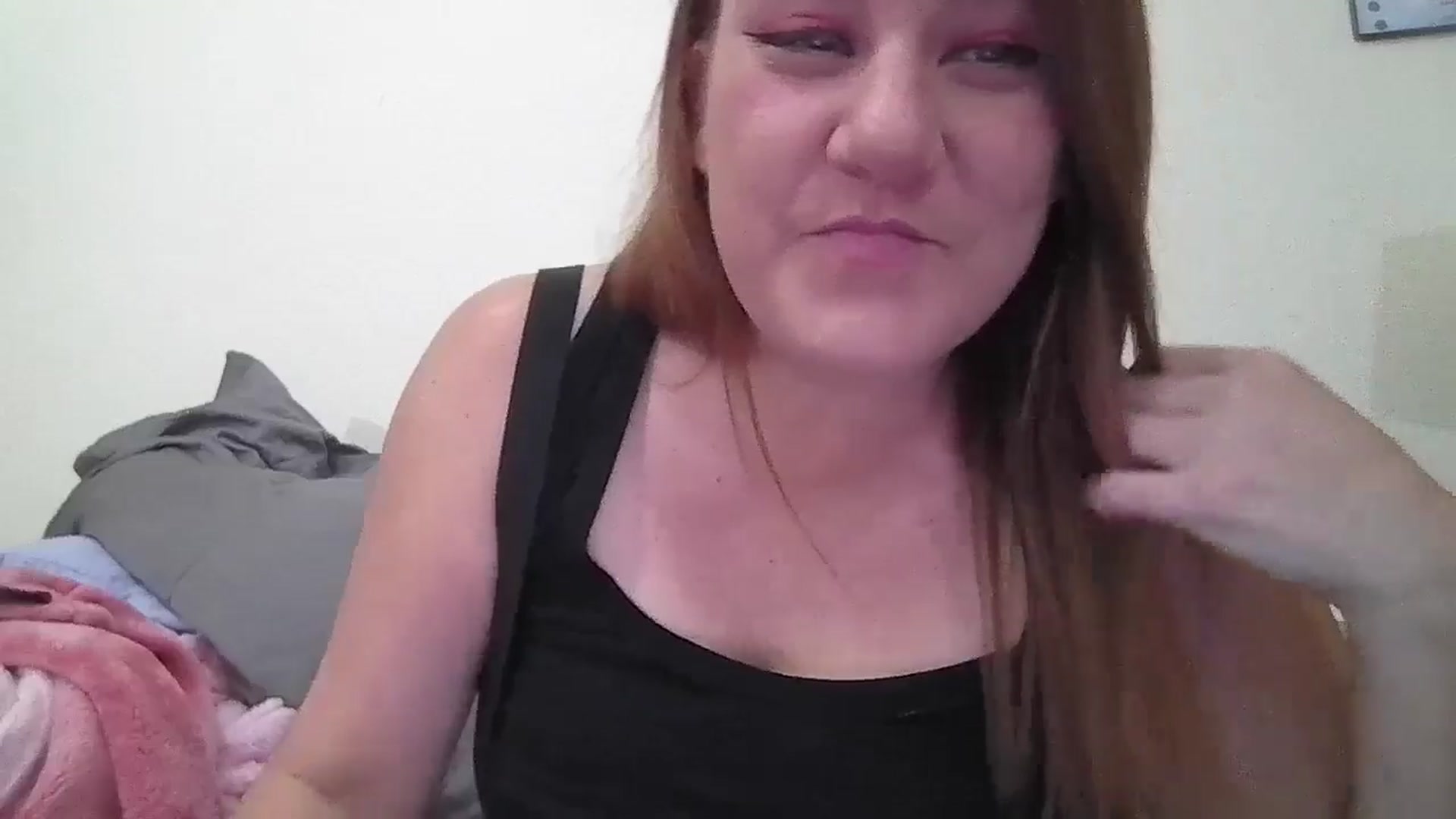 Gallery image thumbnail from Kenzie_leigh's myfreecams stream on, 01/27/2026, 18:32 image 7 of 20
