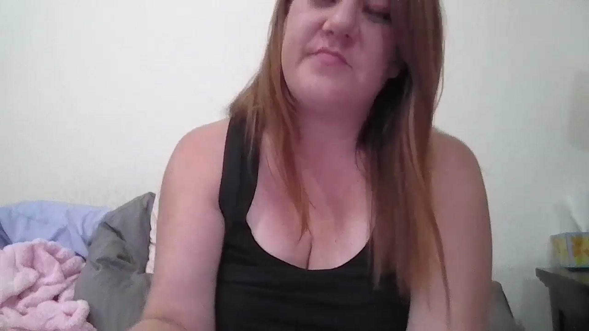 Gallery image thumbnail from Kenzie_leigh's myfreecams stream on, 01/27/2026, 22:02 image 18 of 20