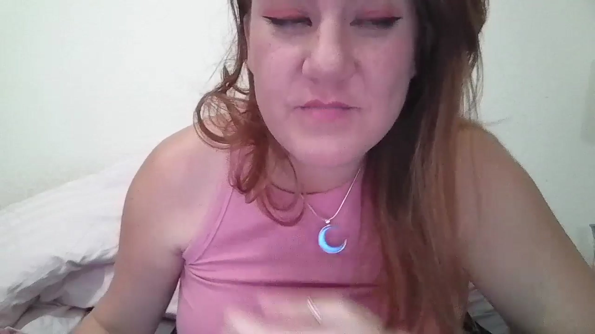 Gallery image thumbnail from Kenzie_leigh's myfreecams stream on, 02/02/2026, 20:00 image 8 of 20