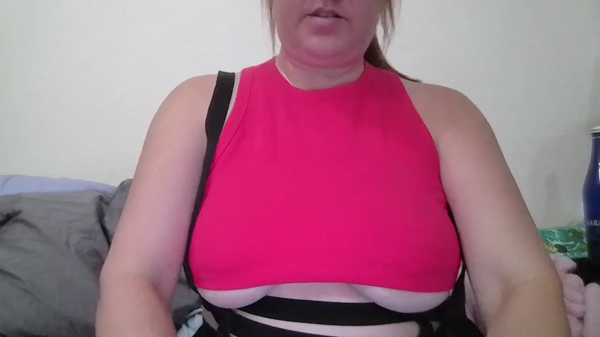 Gallery image thumbnail from Kenzie_leigh's myfreecams stream on, 02/03/2026, 21:05 image 5 of 20