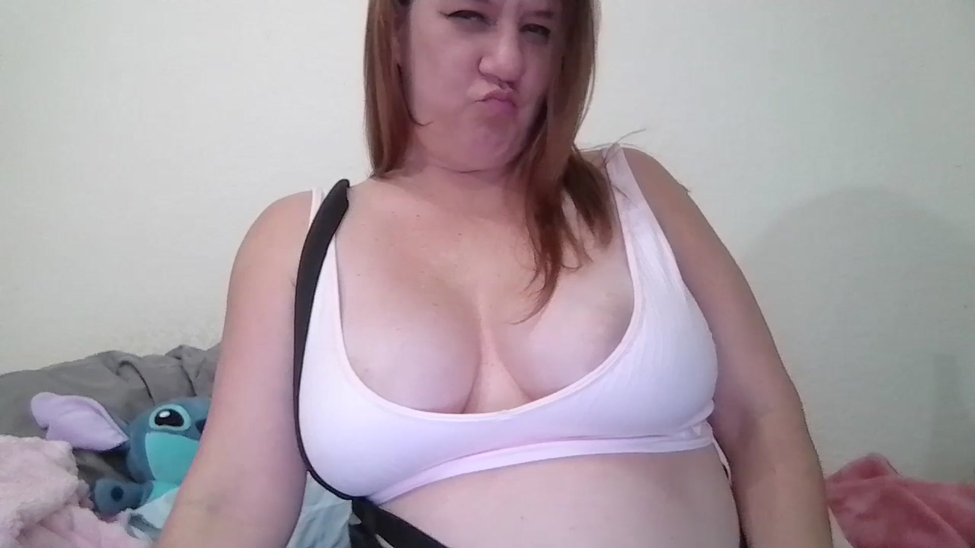 Gallery image thumbnail from Kenzie_leigh's myfreecams stream on, 02/09/2026, 22:25 image 20 of 20