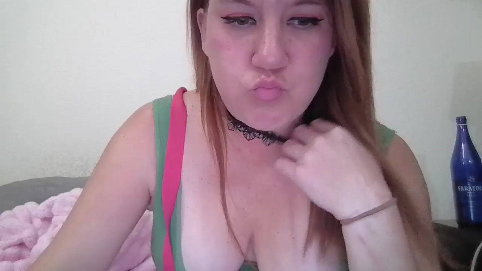 Gallery image thumbnail from Kenzie_leigh's myfreecams stream on, 02/11/2026, 19:33 image 15 of 20
