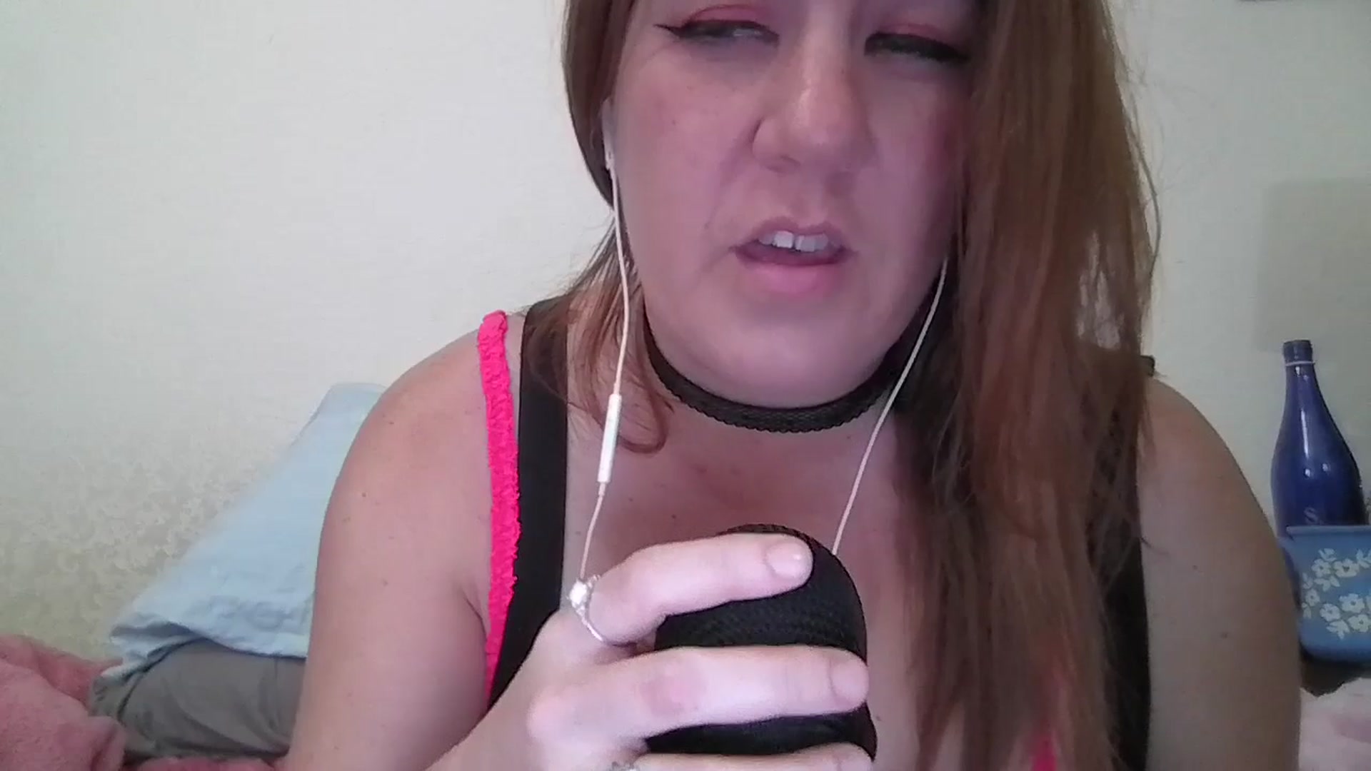 Gallery image thumbnail from Kenzie_leigh's myfreecams stream on, 02/12/2026, 19:50 image 7 of 20
