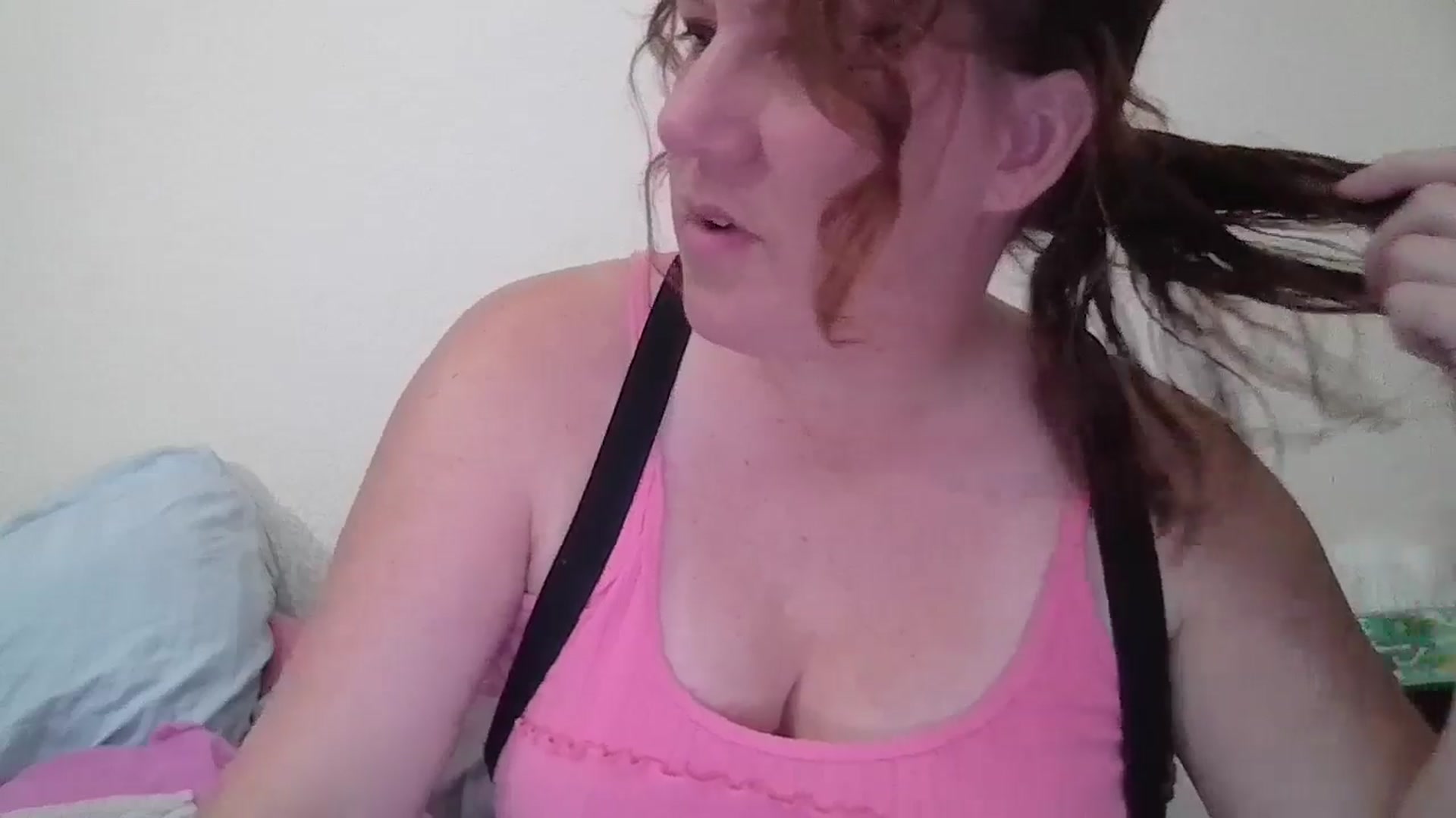 Gallery image thumbnail from Kenzie_leigh's myfreecams stream on, 02/15/2026, 19:43 image 6 of 20