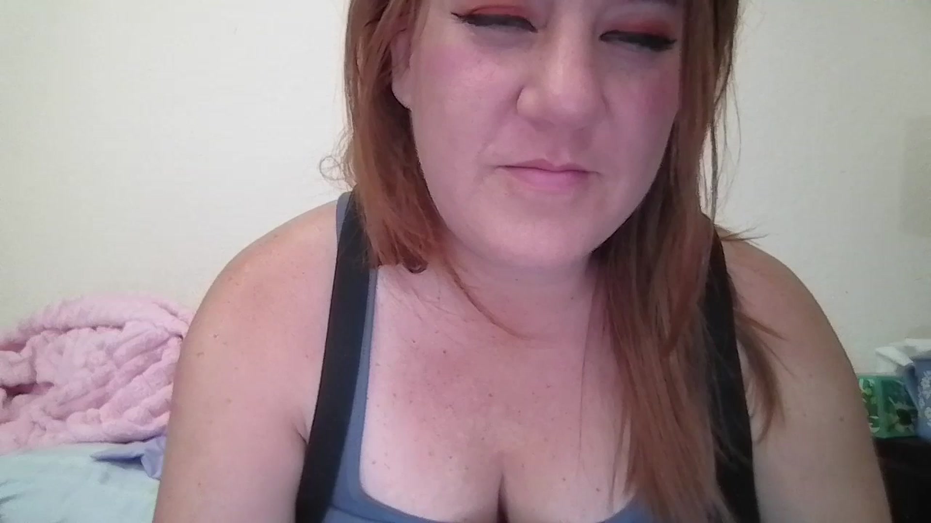 Gallery image thumbnail from Kenzie_leigh's myfreecams stream on, 02/22/2026, 17:21 image 1 of 20