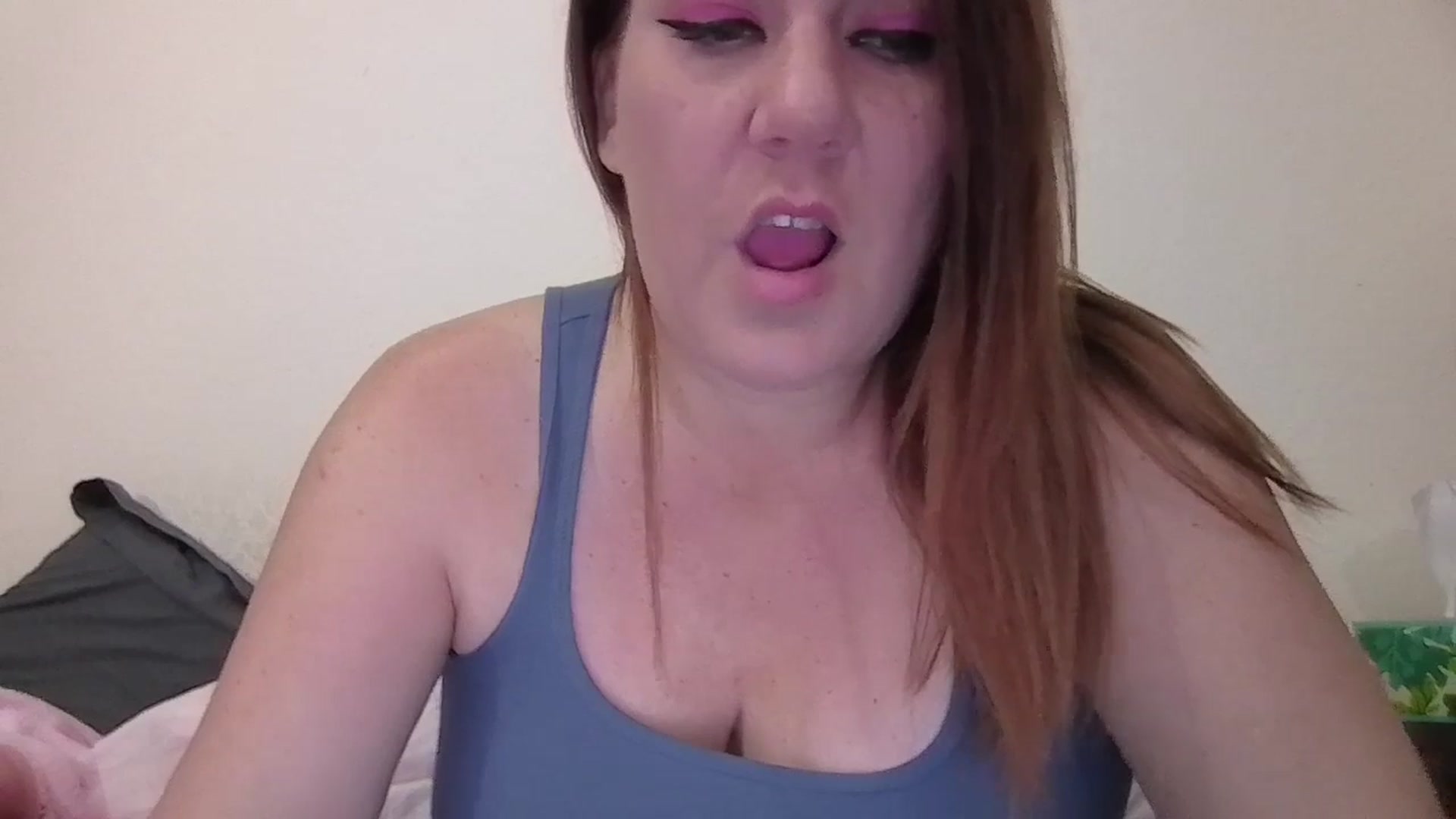 Gallery image thumbnail from Kenzie_leigh's myfreecams stream on, 03/02/2026, 18:20 image 11 of 20