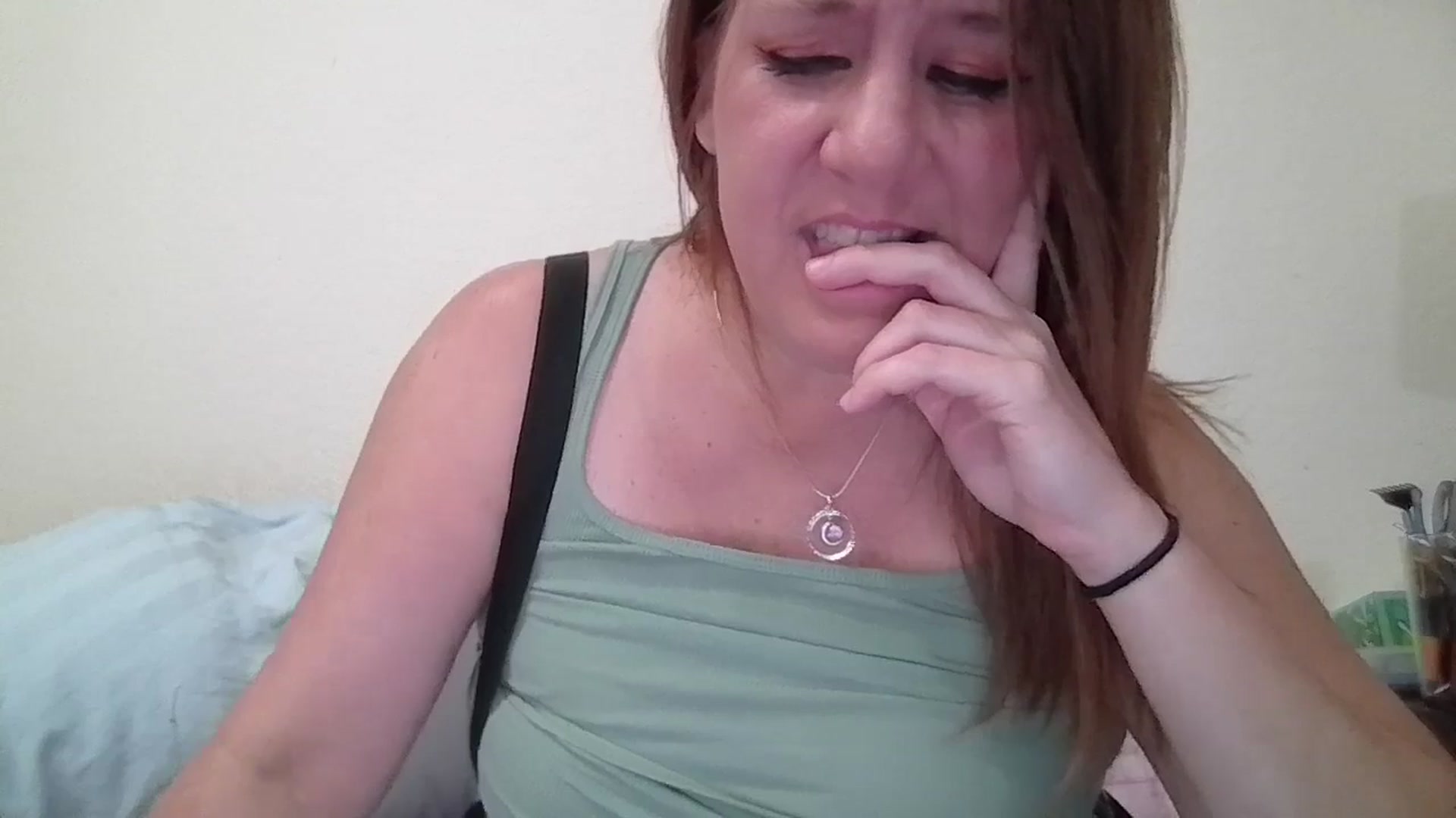 Gallery image thumbnail from Kenzie_leigh's myfreecams stream on, 03/16/2026, 19:00 image 9 of 20
