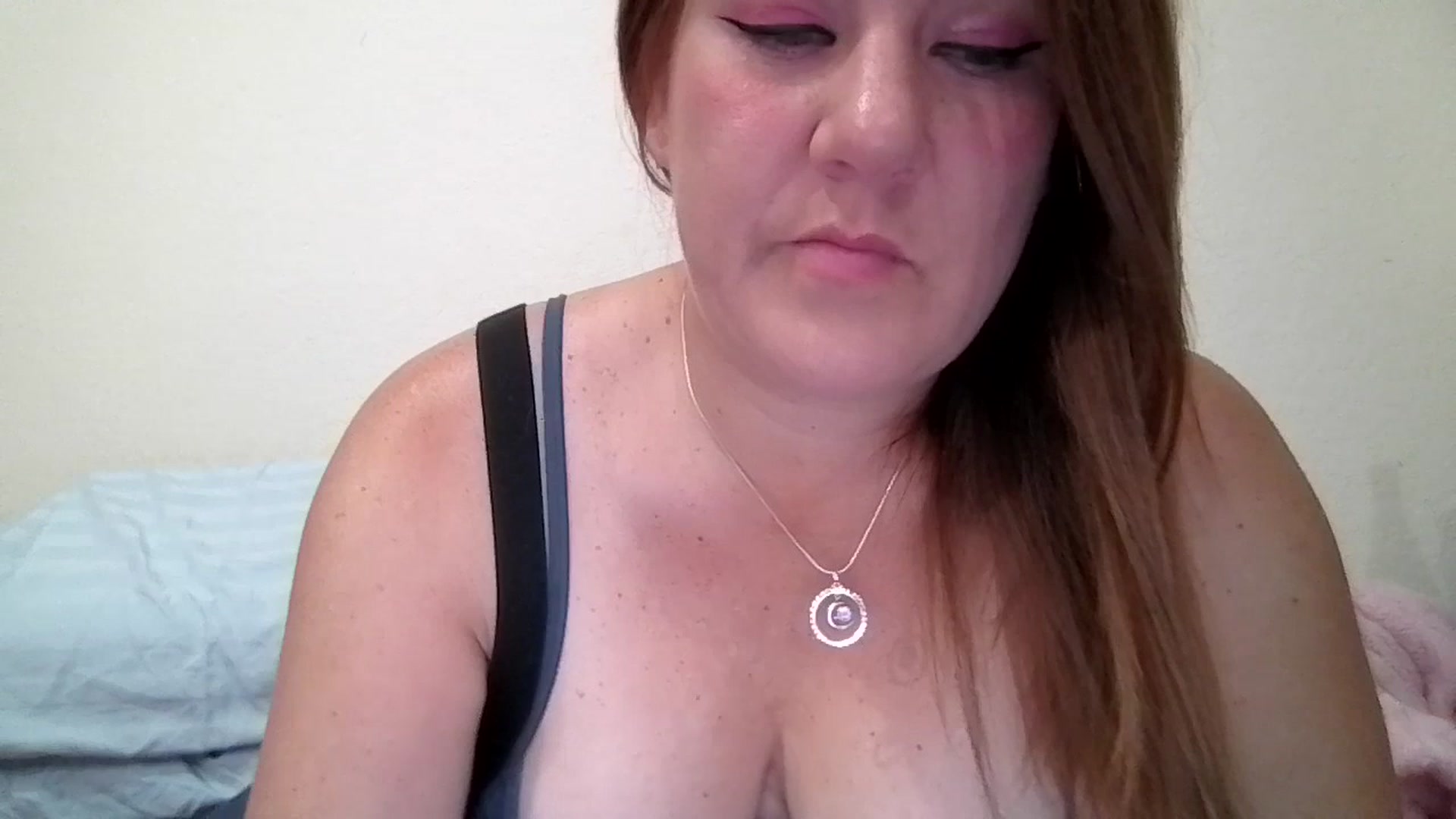 Gallery image thumbnail from Kenzie_leigh's myfreecams stream on, 03/19/2026, 18:34 image 1 of 20