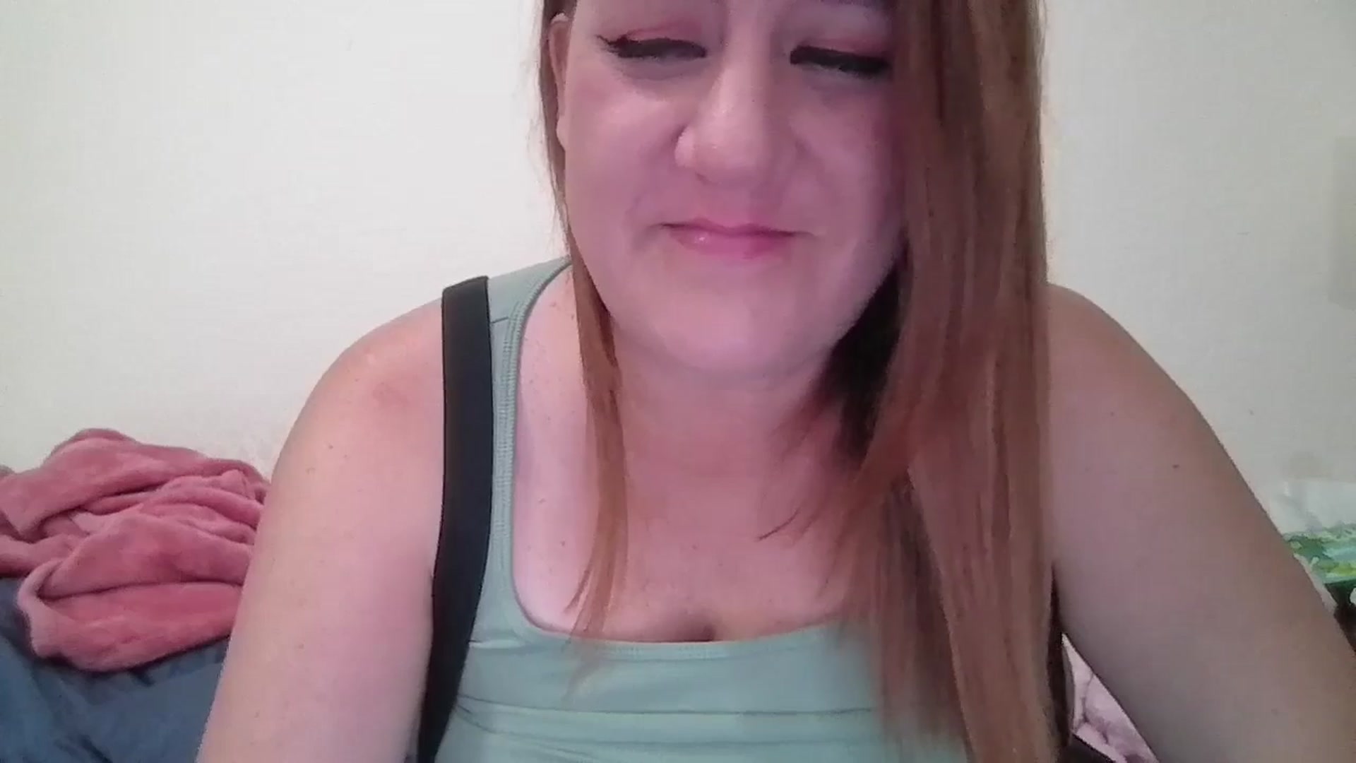 Gallery image thumbnail from Kenzie_leigh's myfreecams stream on, 03/25/2026, 17:52 image 10 of 20