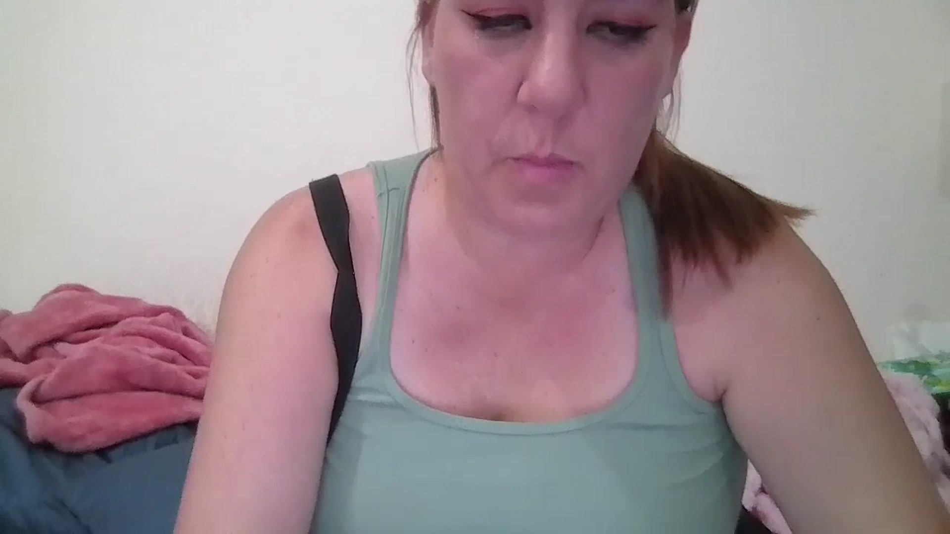 Gallery image thumbnail from Kenzie_leigh's myfreecams stream on, 03/25/2026, 17:52 image 14 of 20