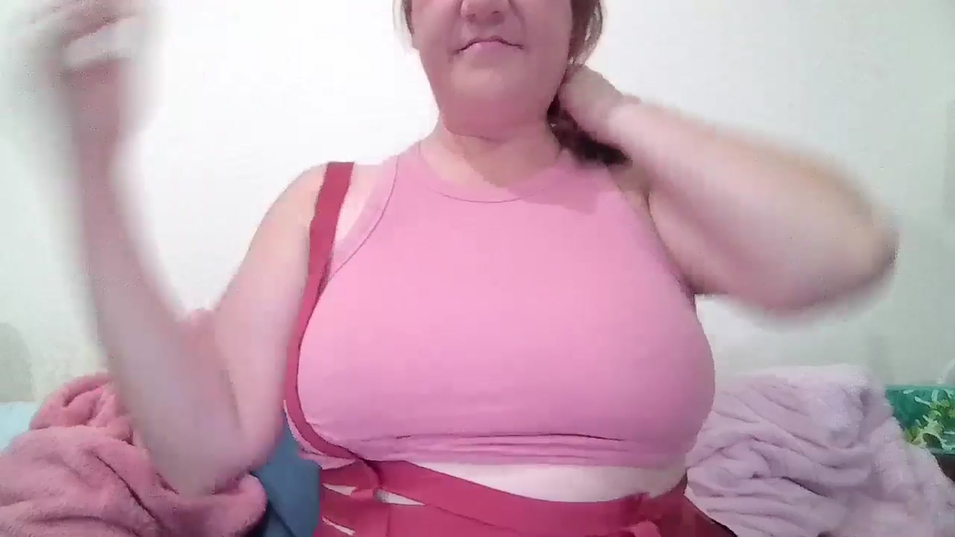 Gallery image thumbnail from Kenzie_leigh's myfreecams stream on, 03/26/2026, 18:24 image 6 of 20