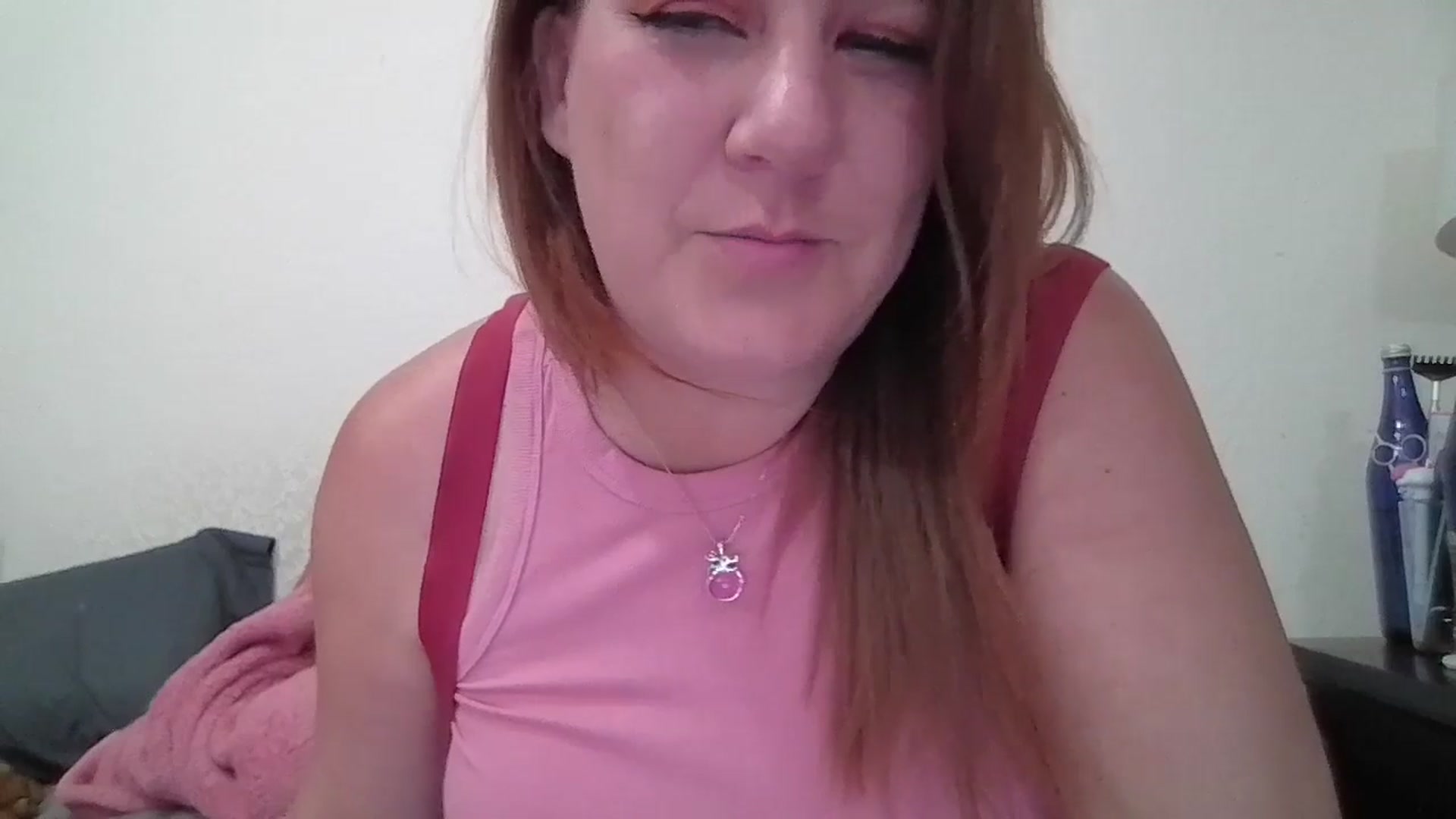 Gallery image thumbnail from Kenzie_leigh's myfreecams stream on, 04/13/2026, 18:41 image 4 of 20