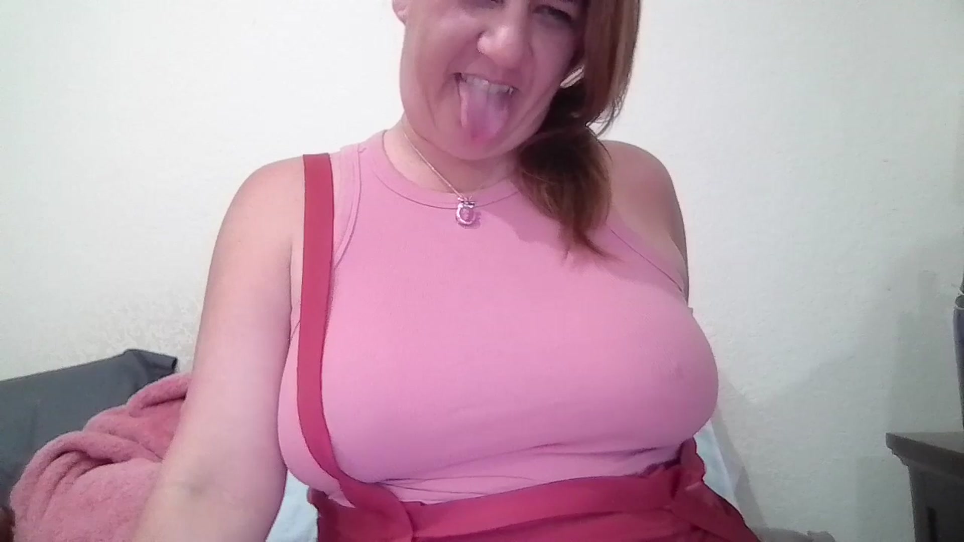 Gallery image thumbnail from Kenzie_leigh's myfreecams stream on, 04/13/2026, 19:19 image 5 of 20