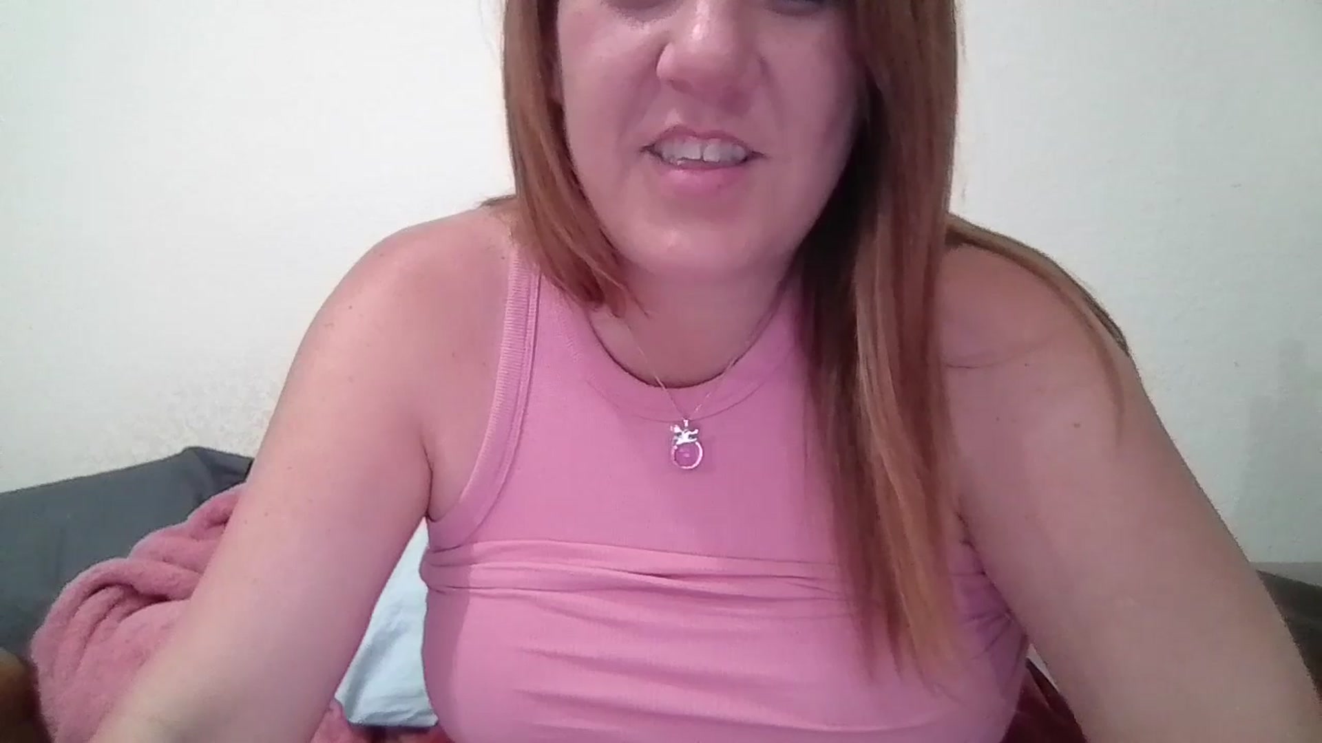 Gallery image thumbnail from Kenzie_leigh's myfreecams stream on, 04/13/2026, 19:19 image 18 of 20