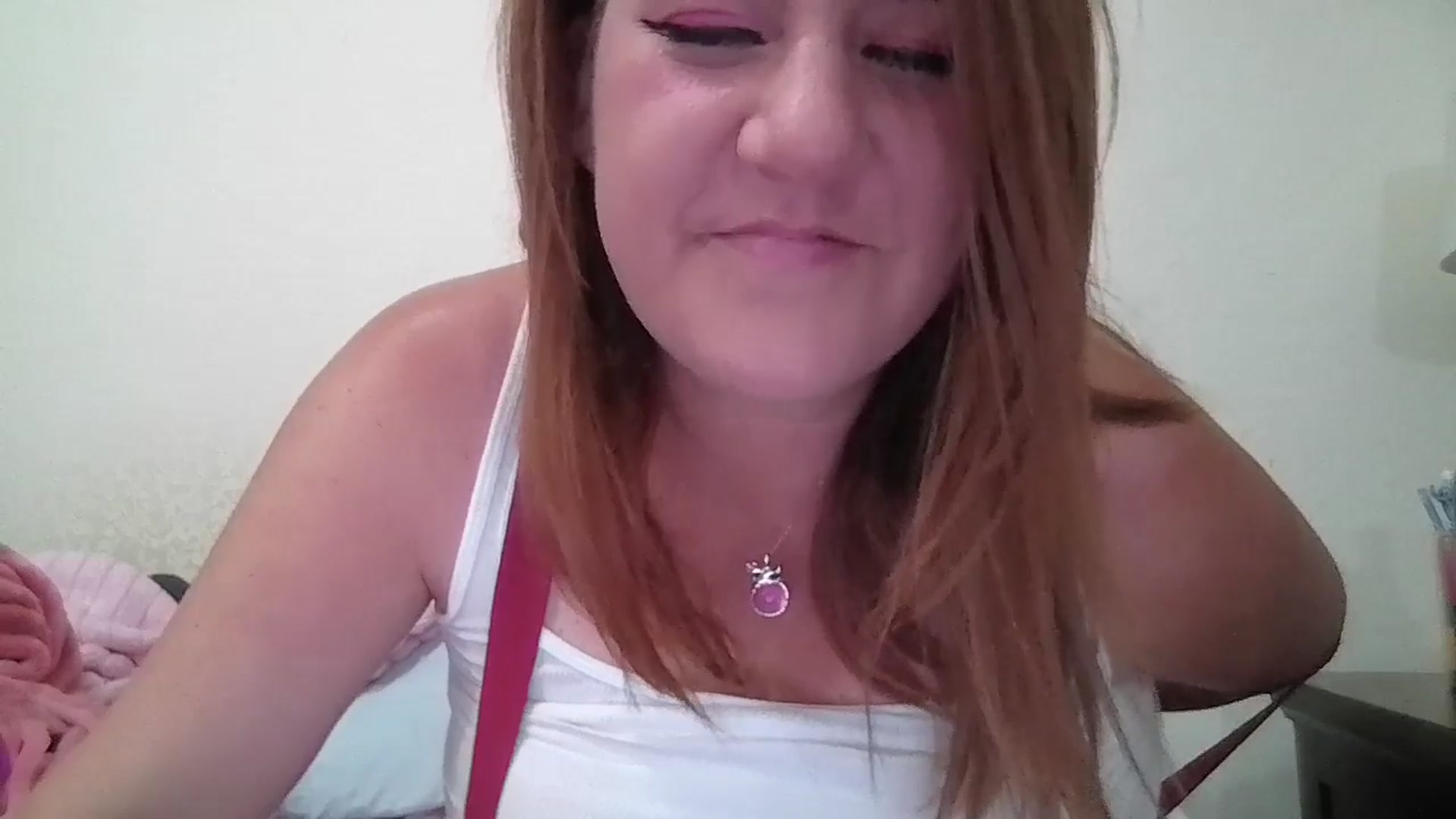 Gallery image thumbnail from Kenzie_leigh's myfreecams stream on, 04/14/2026, 18:56 image 16 of 20