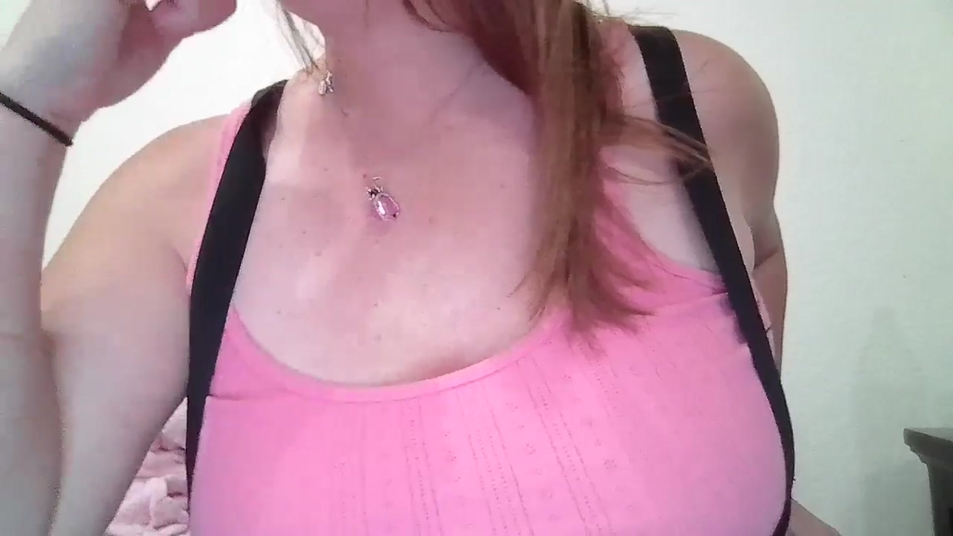 Gallery image thumbnail from Kenzie_leigh's myfreecams stream on, 04/16/2026, 18:24 image 15 of 20