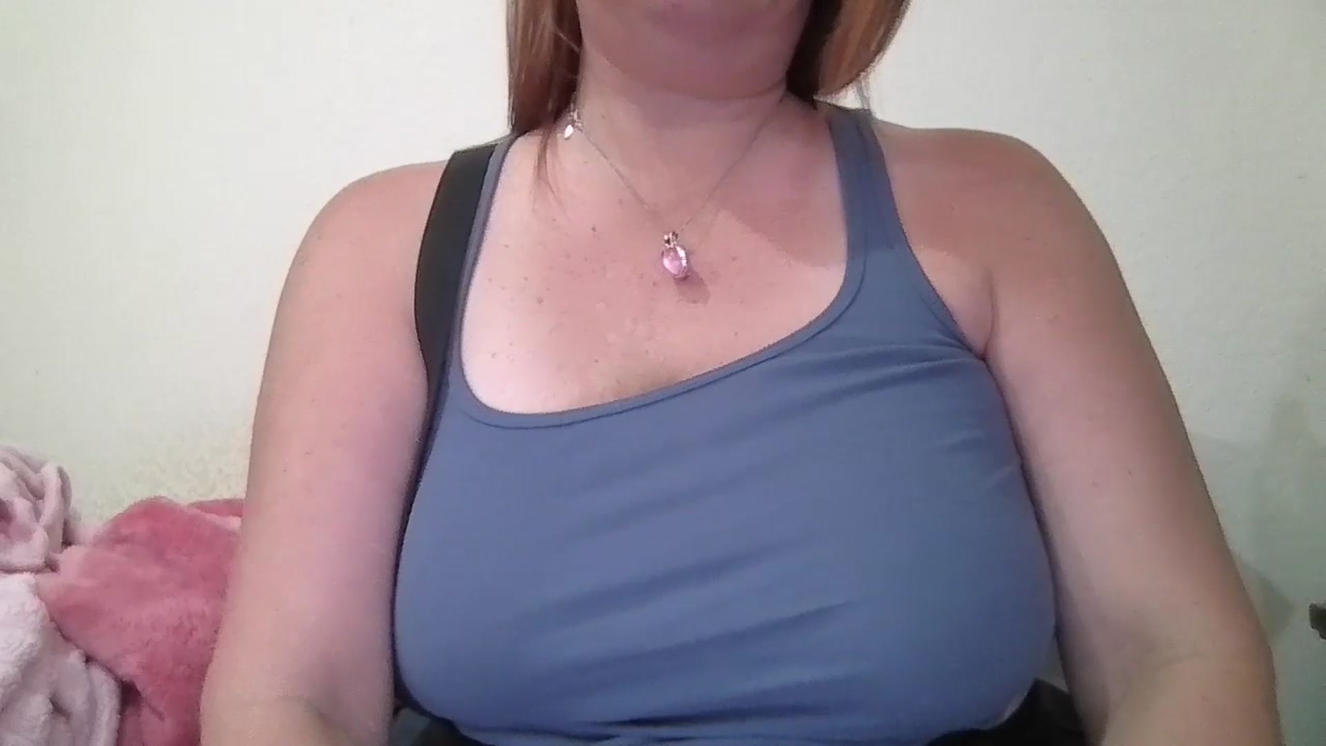 Gallery image thumbnail from Kenzie_leigh's myfreecams stream on, 04/17/2026, 19:01 image 7 of 20