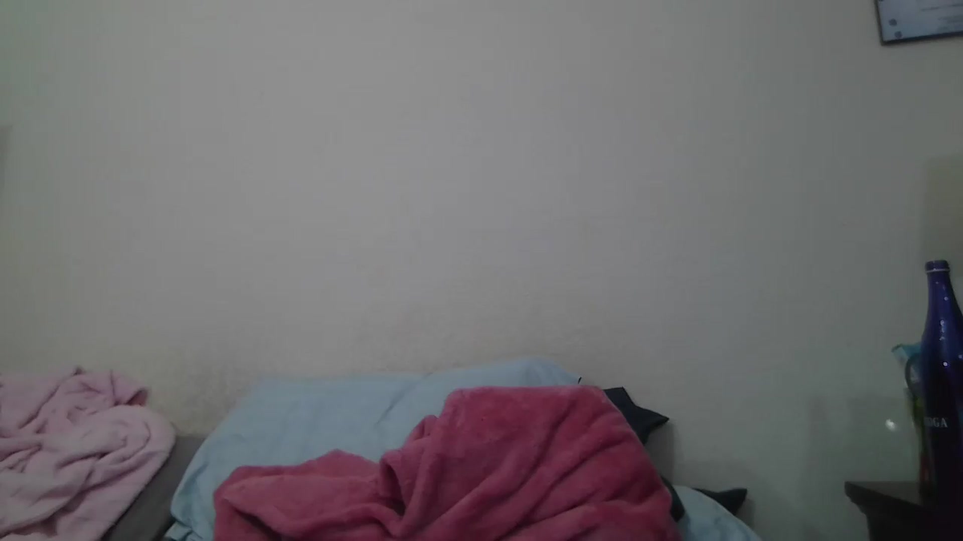 Gallery image thumbnail from Kenzie_leigh's myfreecams stream on, 05/08/2026, 19:25 image 16 of 20