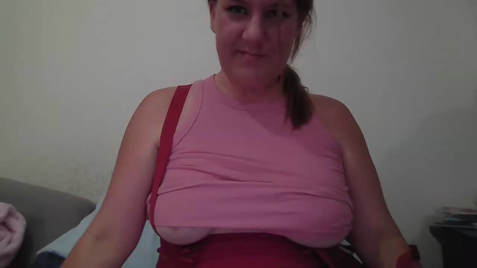 Gallery image thumbnail from Kenzie_leigh's myfreecams stream on, 05/15/2026, 19:03 image 5 of 20