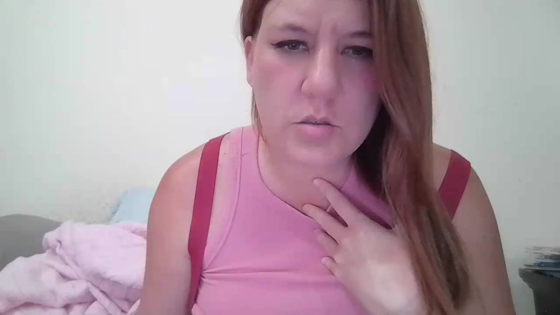Gallery image thumbnail from Kenzie_leigh's myfreecams stream on, 05/15/2026, 19:59 image 17 of 20