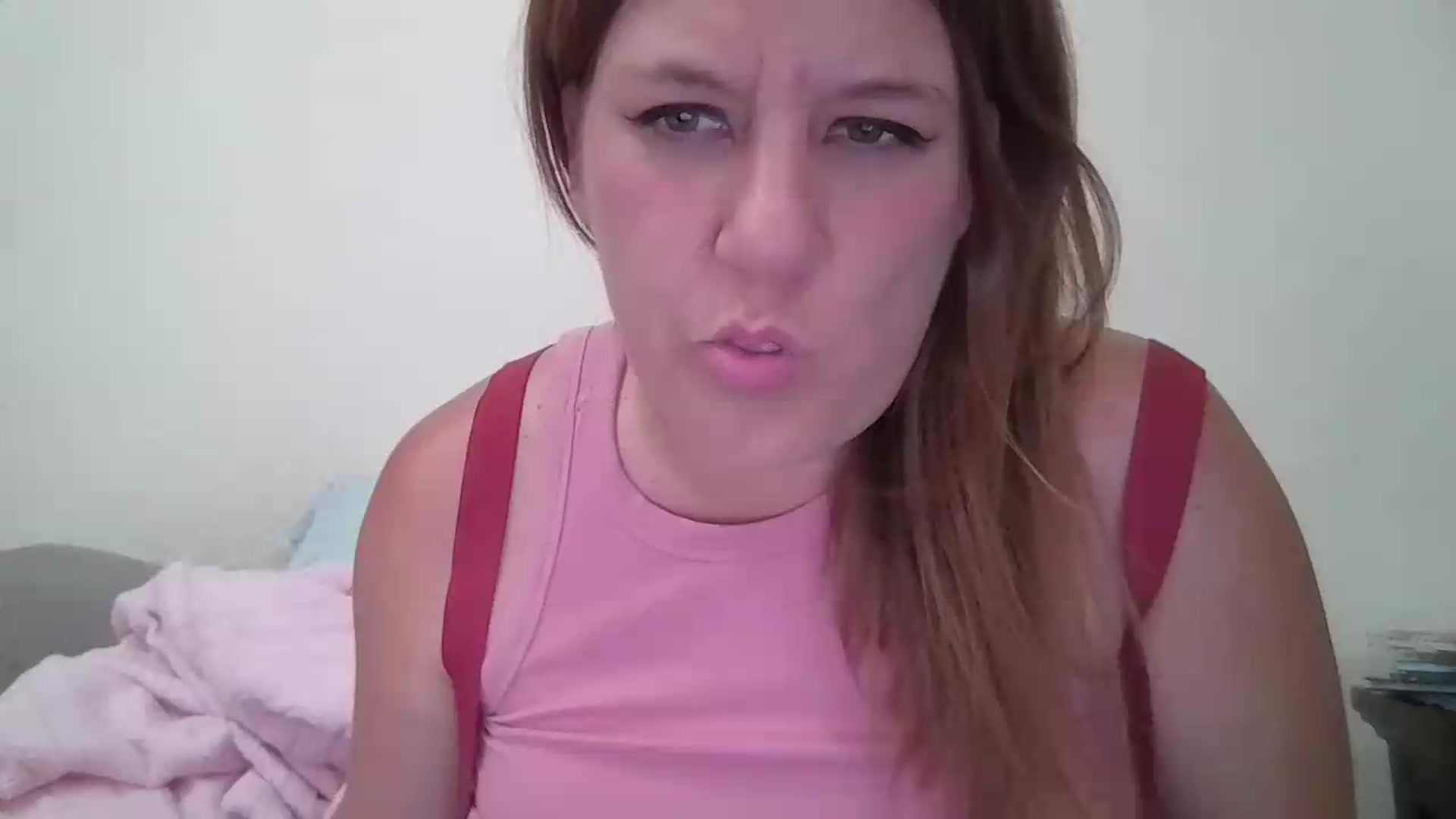 Gallery image thumbnail from Kenzie_leigh's myfreecams stream on, 05/15/2026, 19:59 image 18 of 20