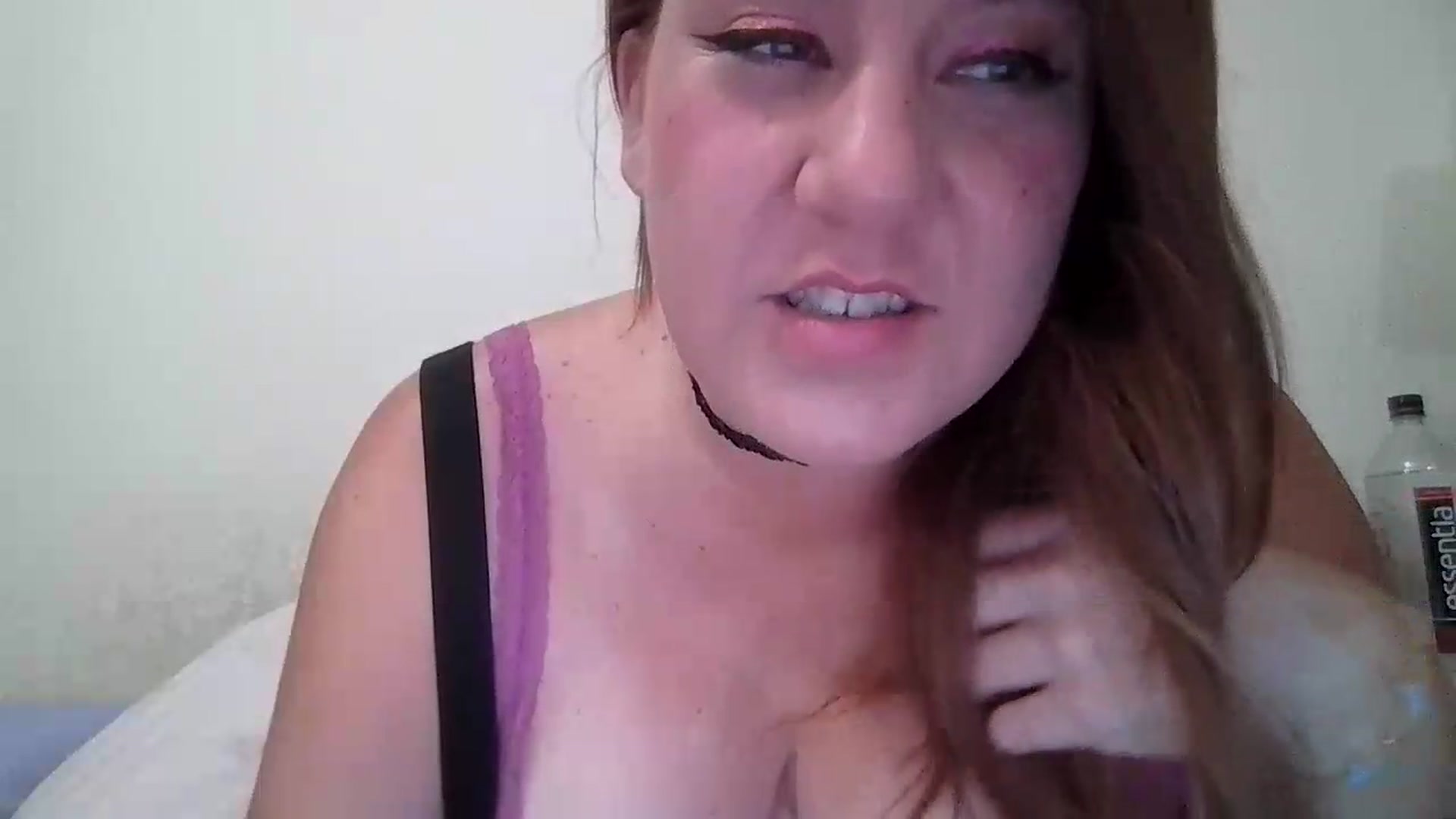 Gallery image thumbnail from Kenzie_leigh's myfreecams stream on, 06/25/2026, 18:23 image 11 of 20