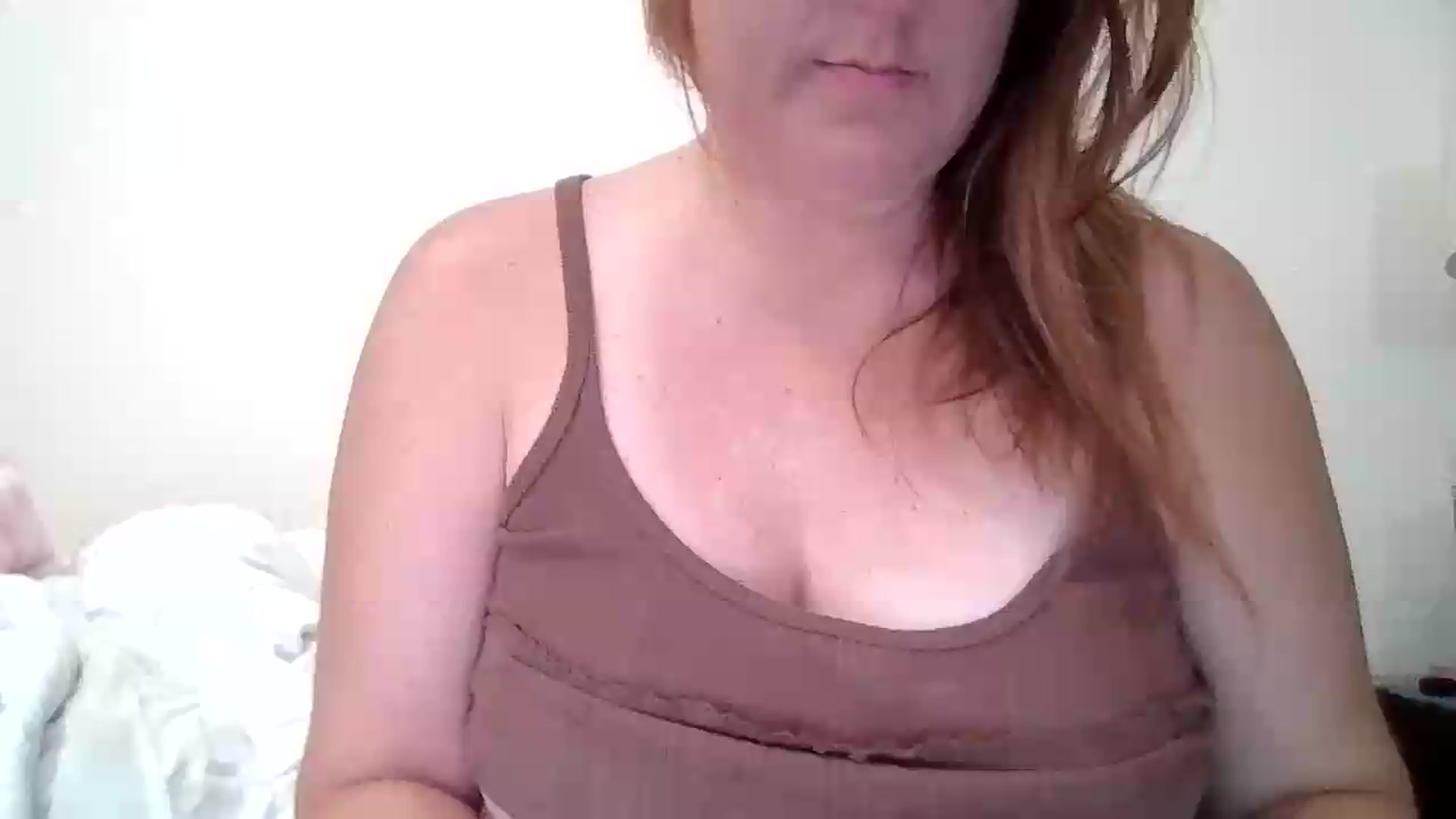 Gallery image thumbnail from Kenzie_leigh's myfreecams stream on, 07/09/2026, 18:45 image 1 of 20
