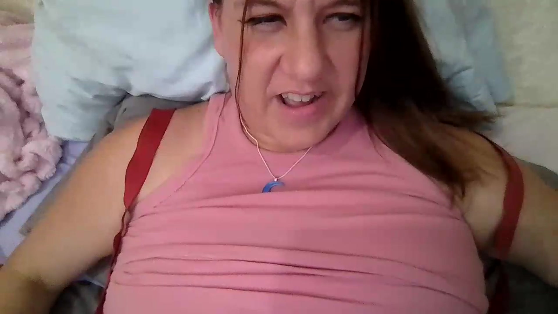 Gallery image thumbnail from Kenzie_leigh's myfreecams stream on, 08/28/2026, 18:20 image 16 of 20