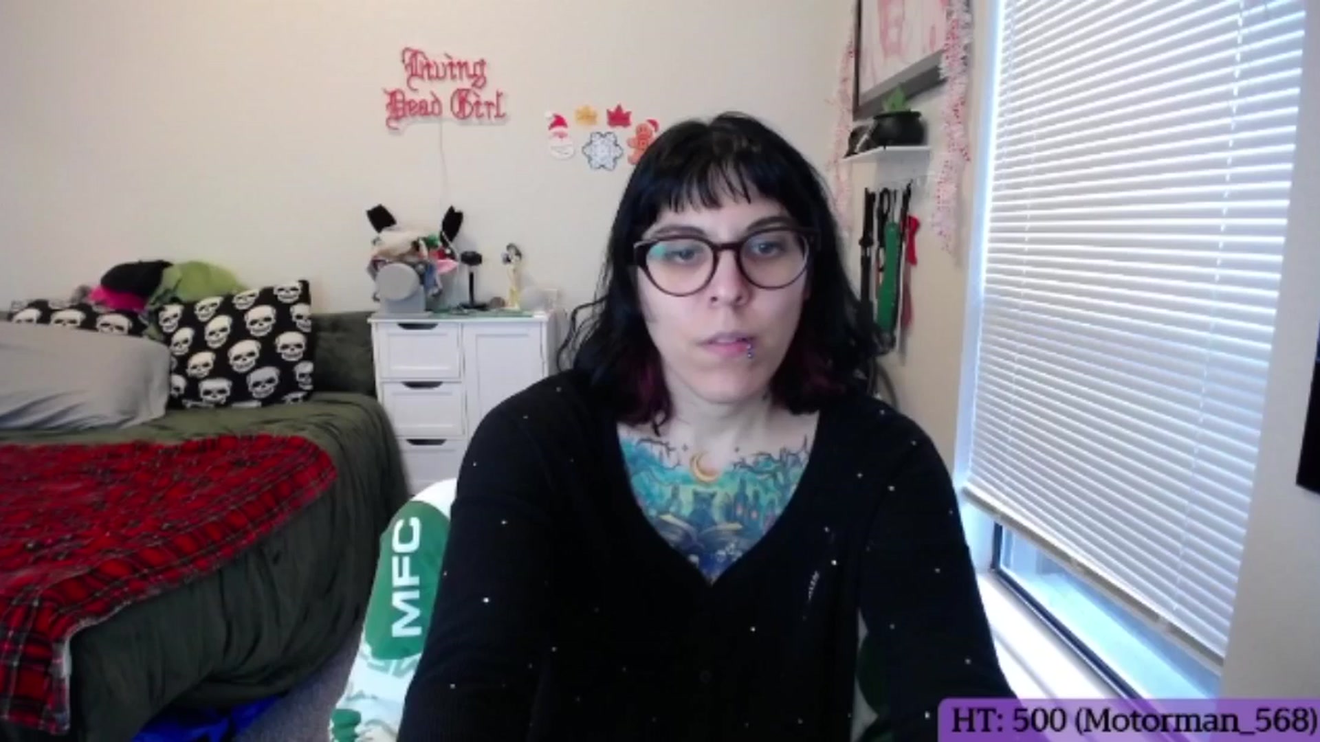 Gallery image thumbnail from Keri_'s myfreecams stream on, 12/23/2025, 22:50 image 18 of 20