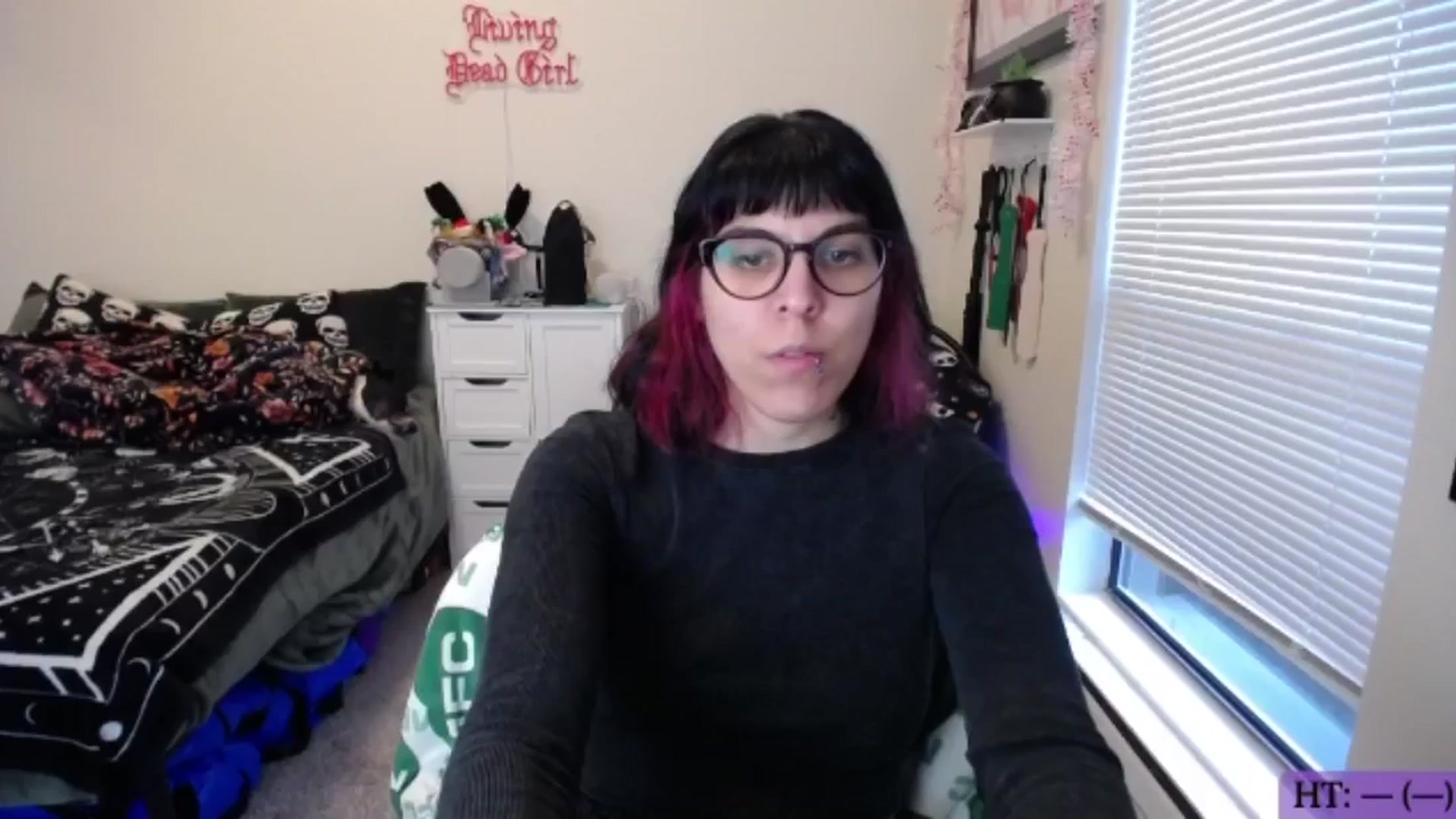 Gallery image thumbnail from Keri_'s myfreecams stream on, 01/06/2026, 20:55 image 16 of 20