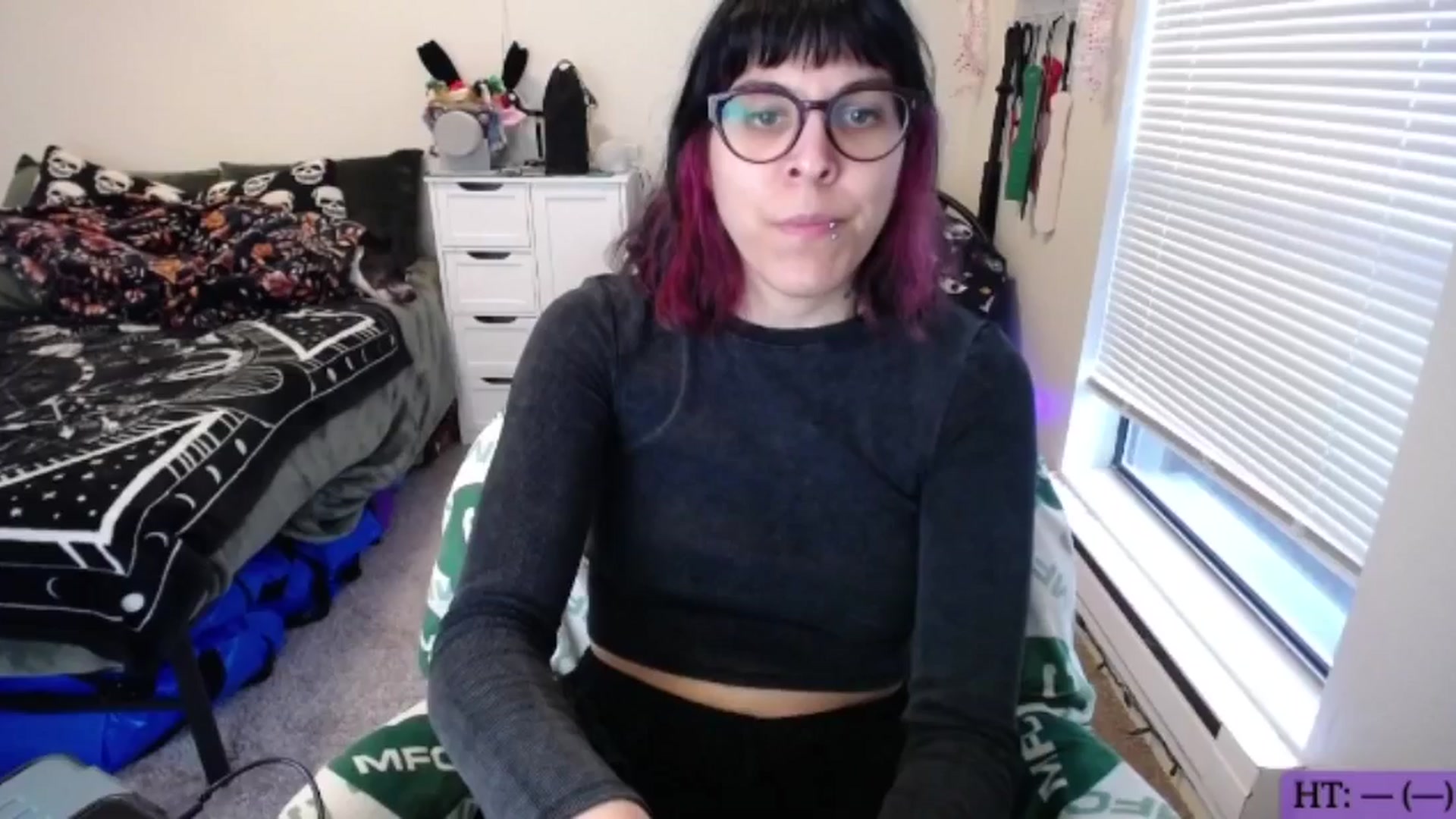 Gallery image thumbnail from Keri_'s myfreecams stream on, 01/06/2026, 20:55 image 12 of 20